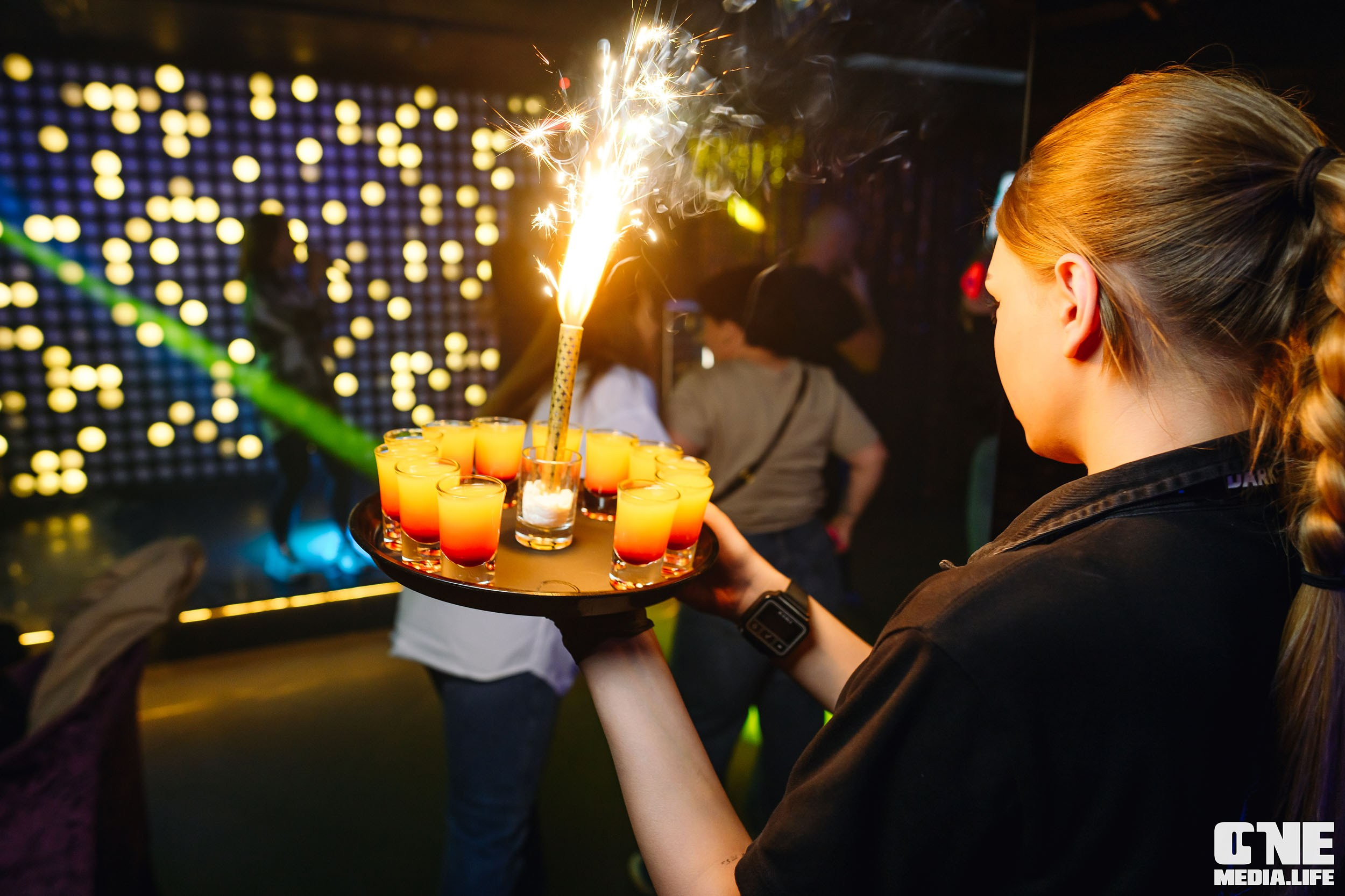 Фоторепортаж из караоке-клуба Эйфория. One Media Life: фоторепортажи, фотоотчеты с мероприятий и заведений