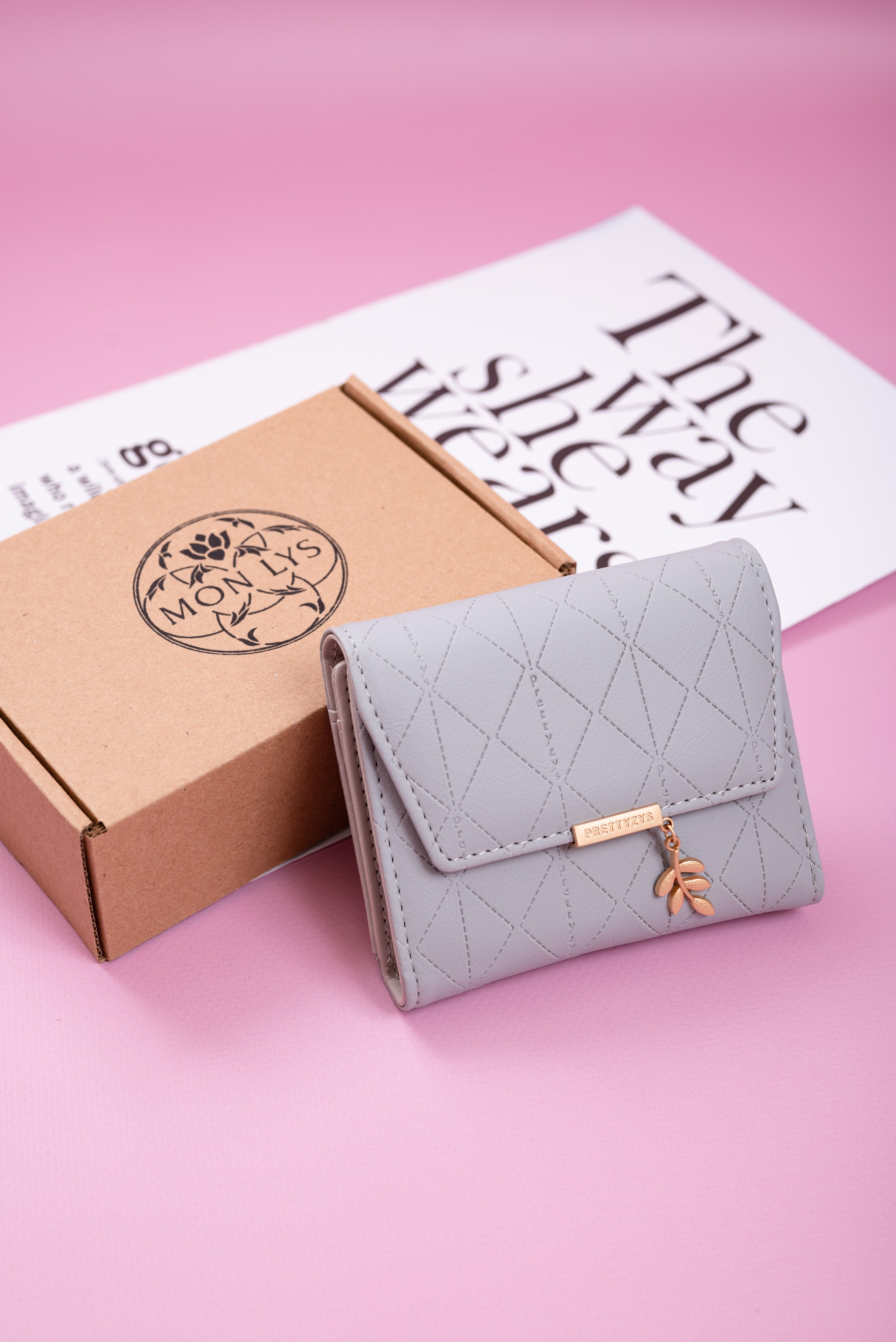 Кошельки. Предметный фотограф, фото для маркетплейсов Пятигорск, КМВ