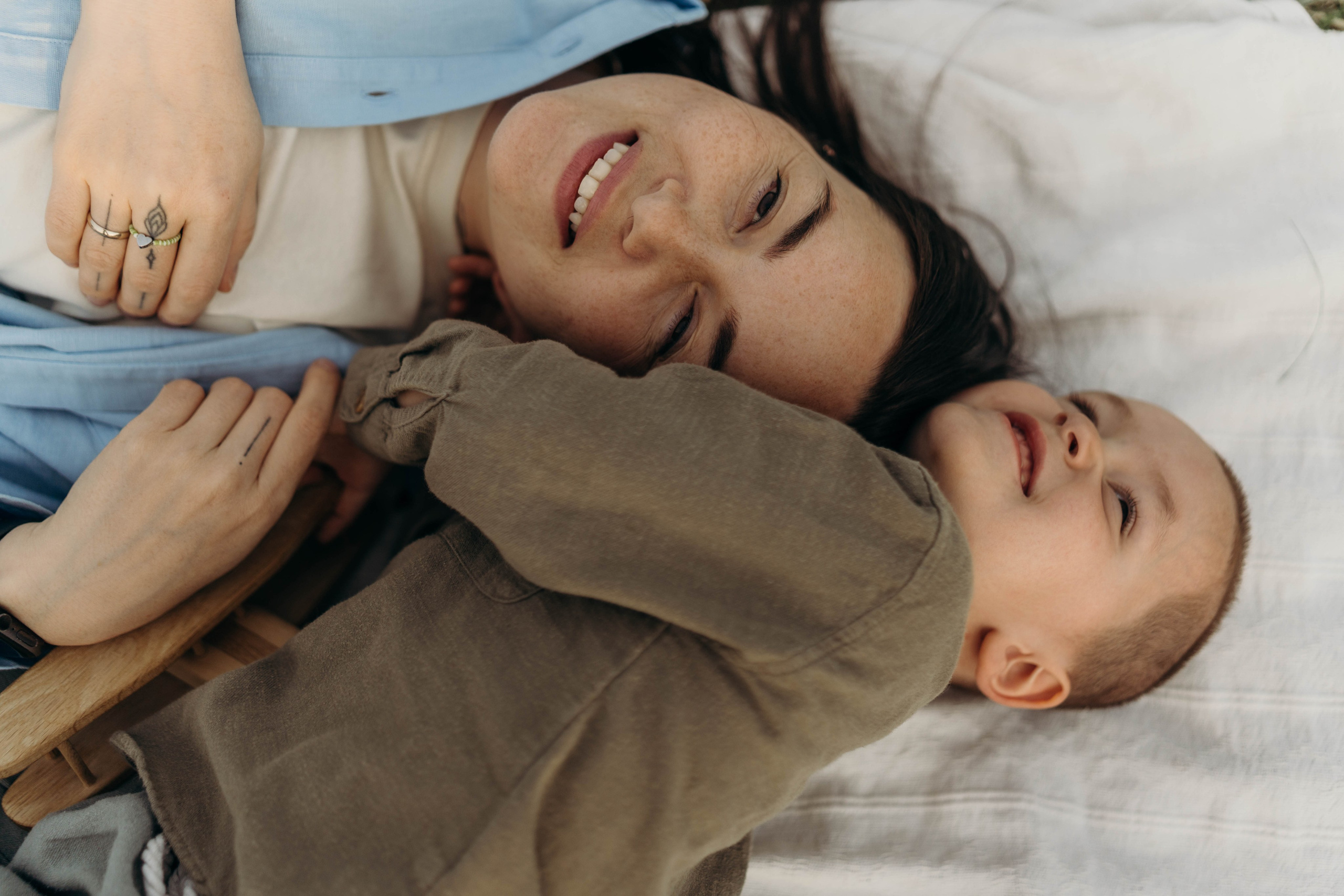 Семейная фотосессия на закате. Семейный и портретный фотограф во Владимире и Суздале