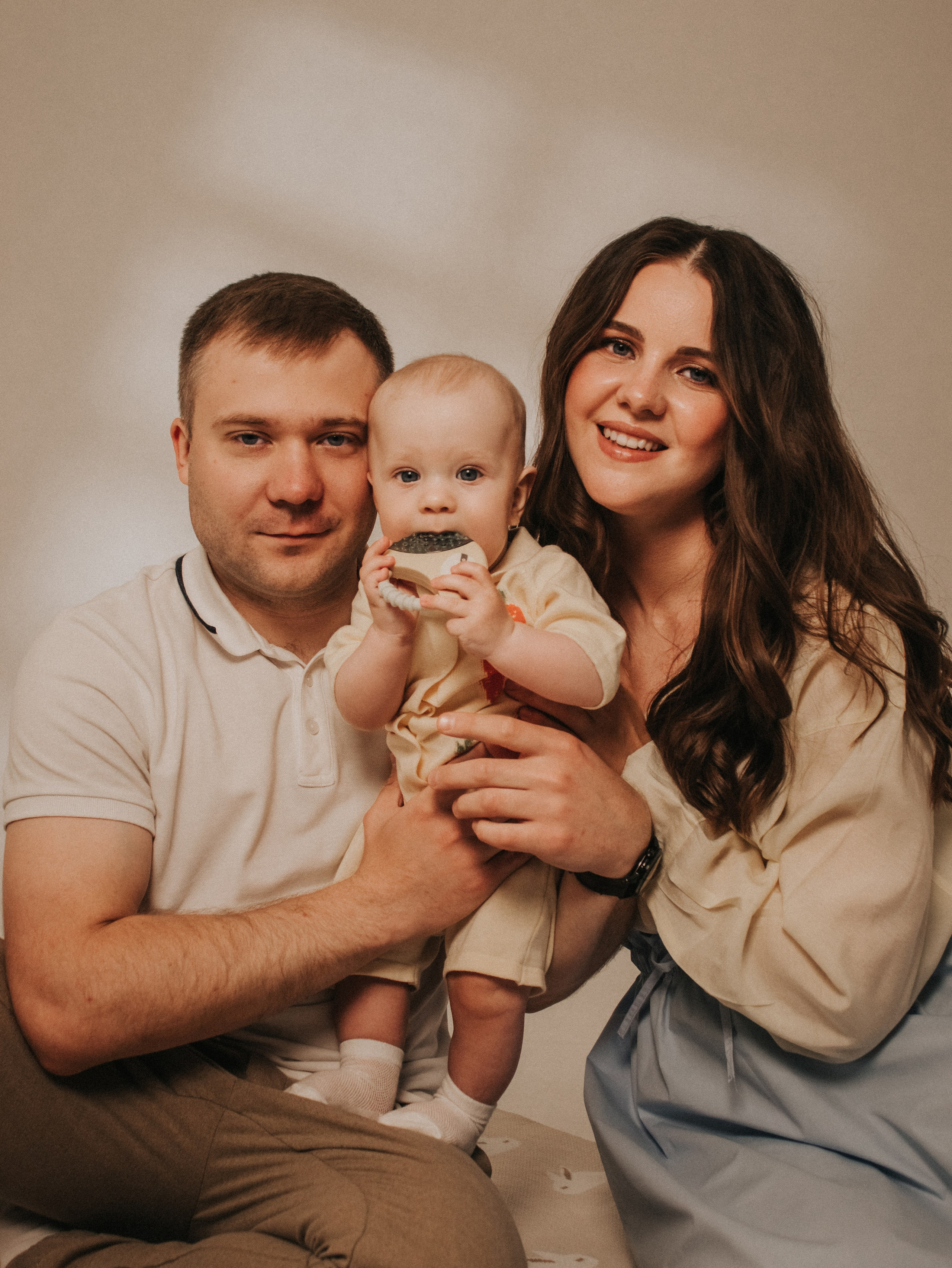 семейная фотосессия в студии