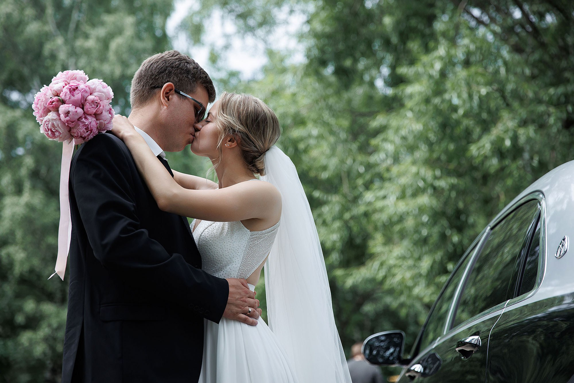 Прогулка, фотосессия жениха и невесты. Свадебная съемка. Фотограф в Москве Валерий Боцман
