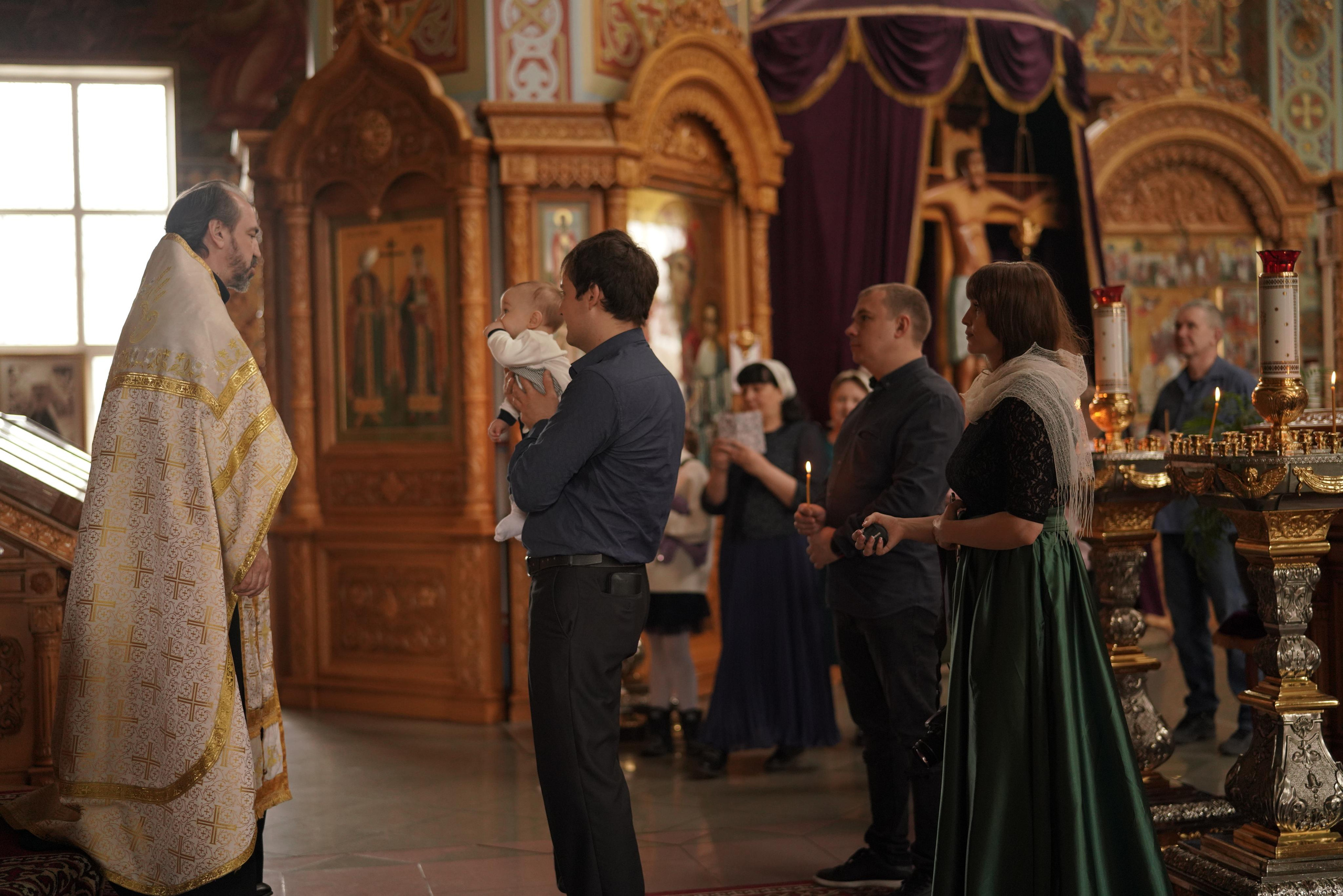 Крещение Матвея. Фотограф Алматы, курс по Фотографии в Алматы. Дмитриева Наталья