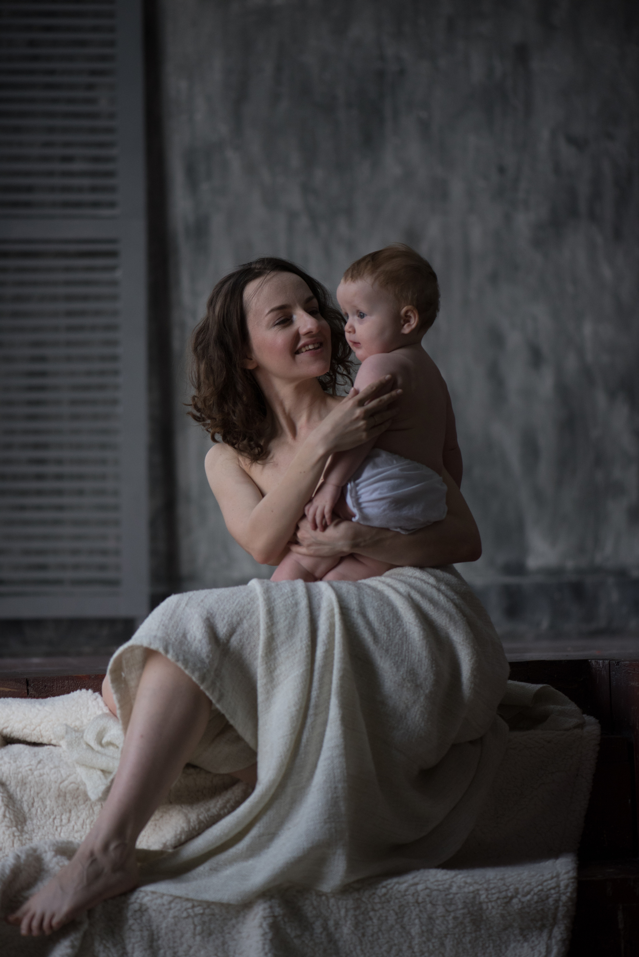 Мама и ребенок. Фотограф Алматы, курс по Фотографии в Алматы. Дмитриева Наталья