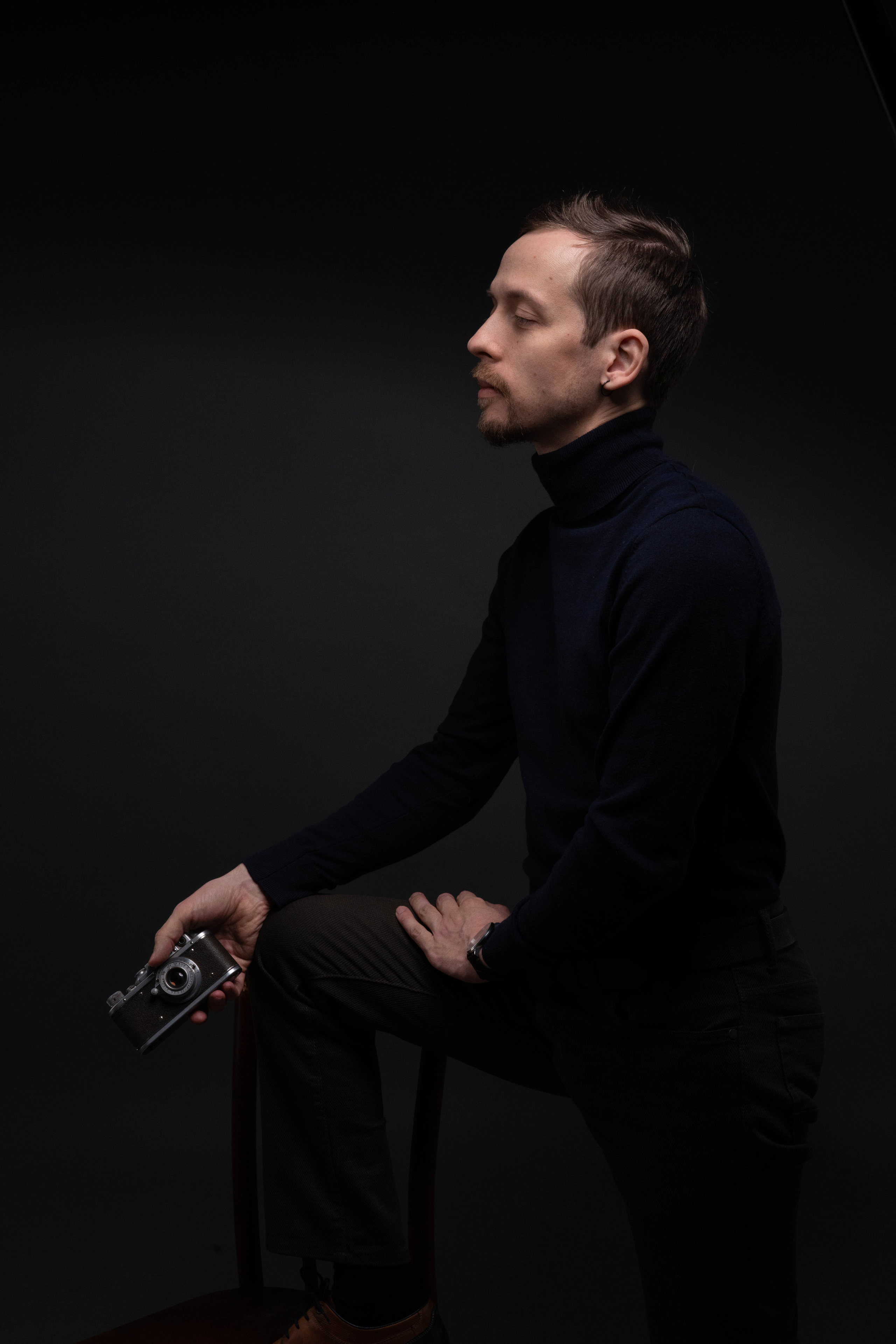 Фотопробы мужского портрета. Евгений. Фотограф Алматы, курс по Фотографии в Алматы. Дмитриева Наталья