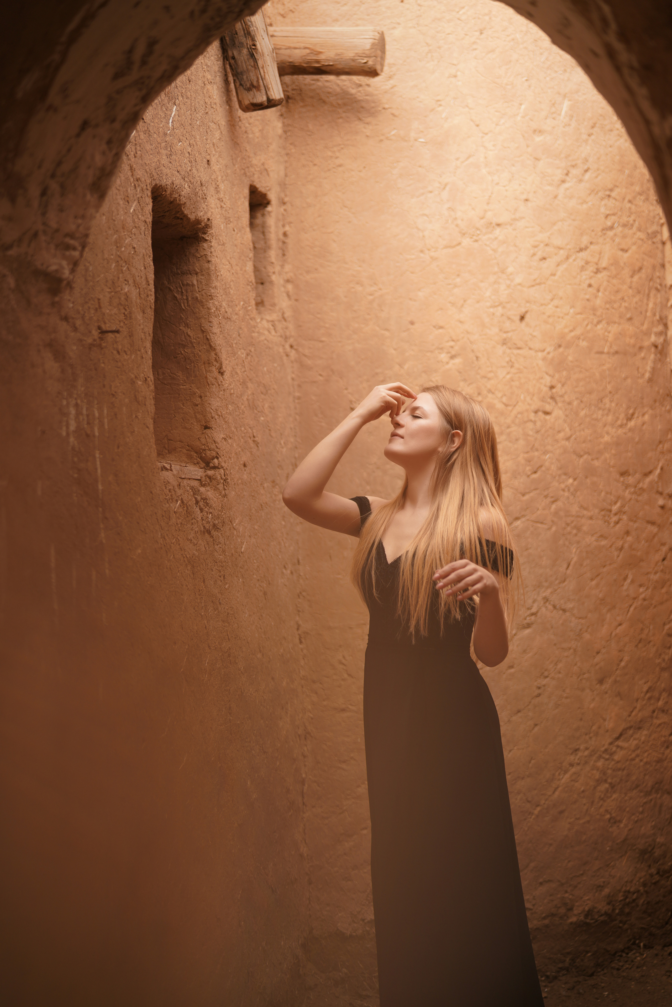 Город Кочевников. Ксюша. Фотограф Алматы, курс по Фотографии в Алматы. Дмитриева Наталья