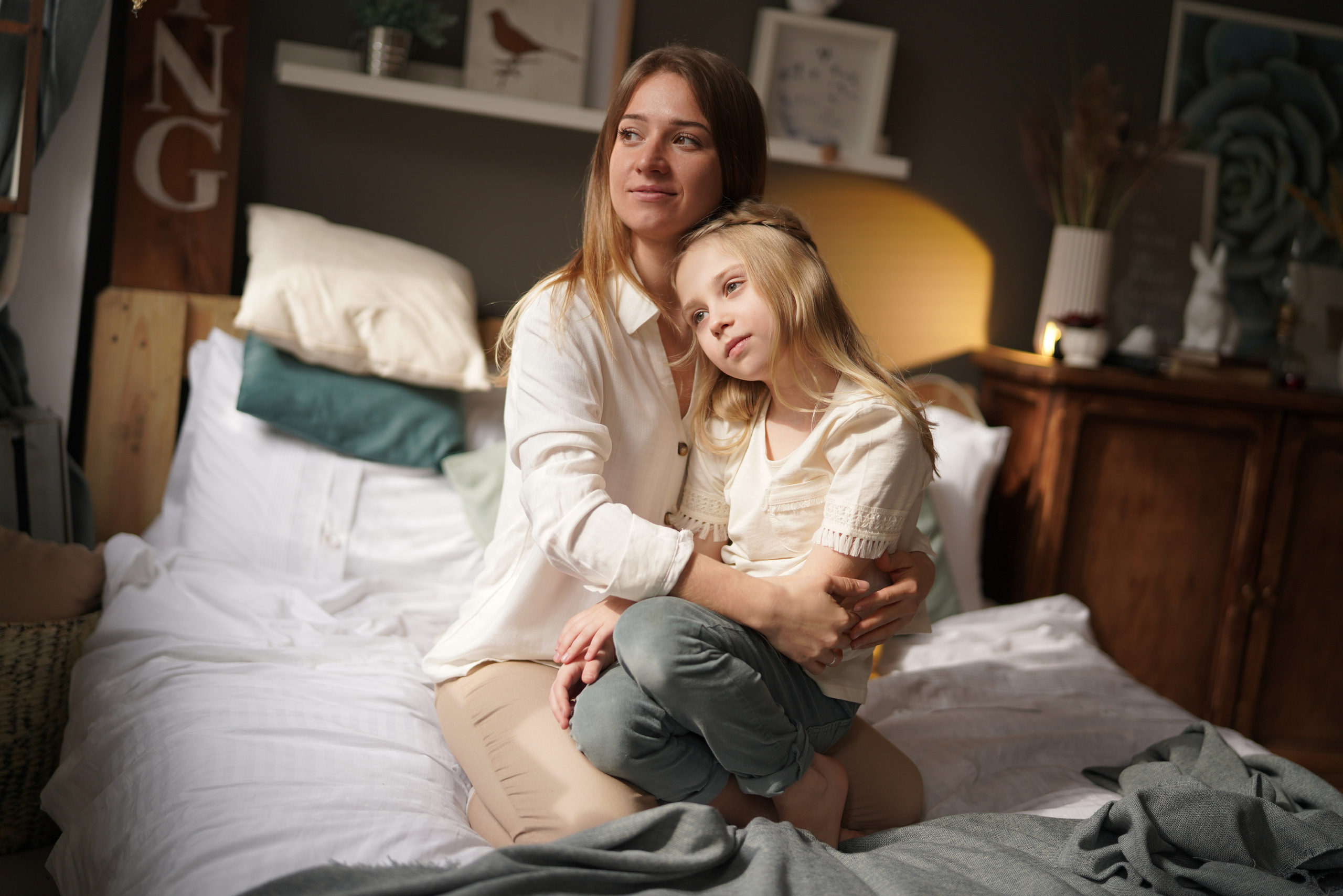 Нелли и Алиса. Мама и дочь. Фотограф Алматы, курс по Фотографии в Алматы. Дмитриева Наталья