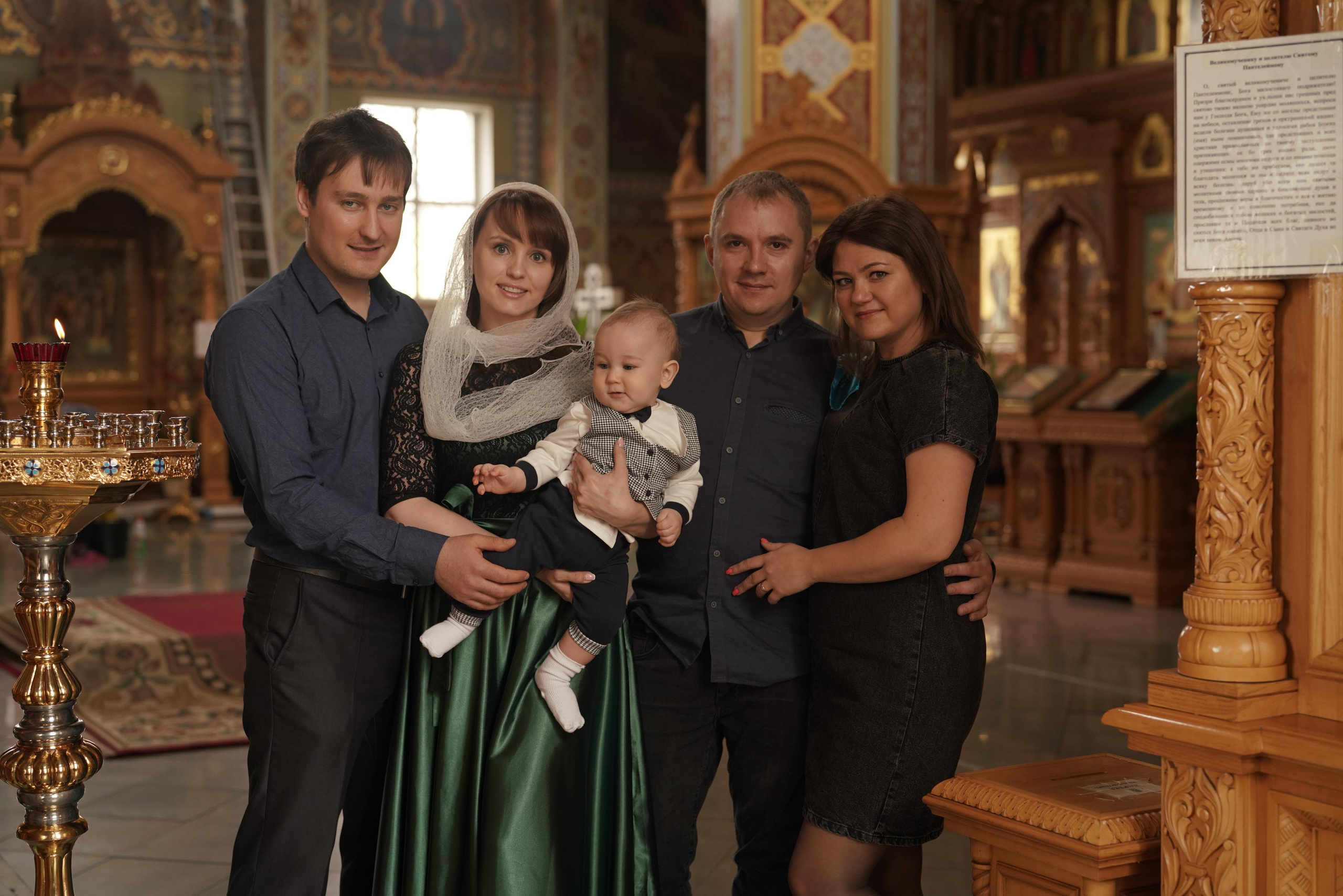 Крещение Матвея. Фотограф Алматы, курс по Фотографии в Алматы. Дмитриева Наталья