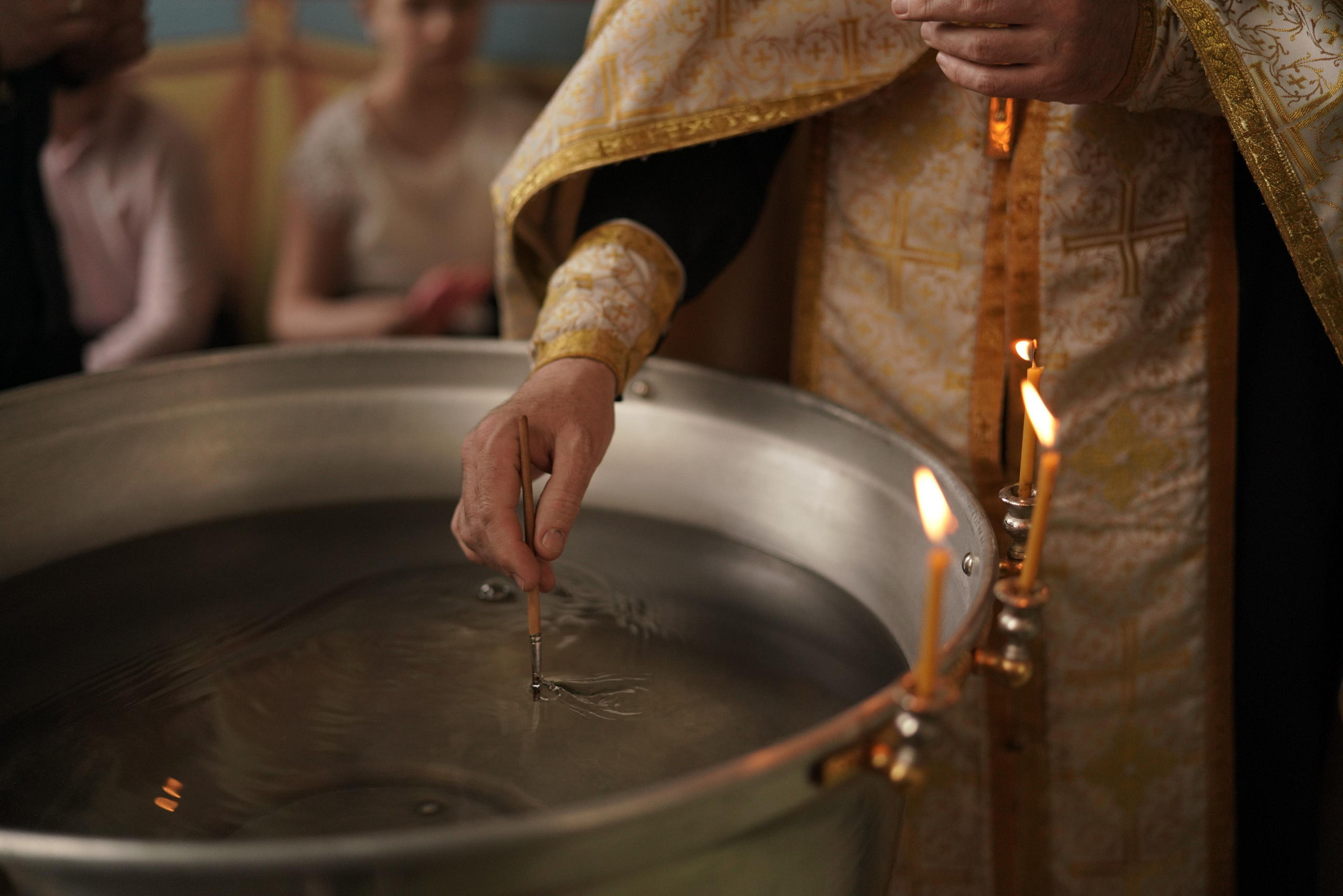 Крещение Матвея. Фотограф Алматы, курс по Фотографии в Алматы. Дмитриева Наталья