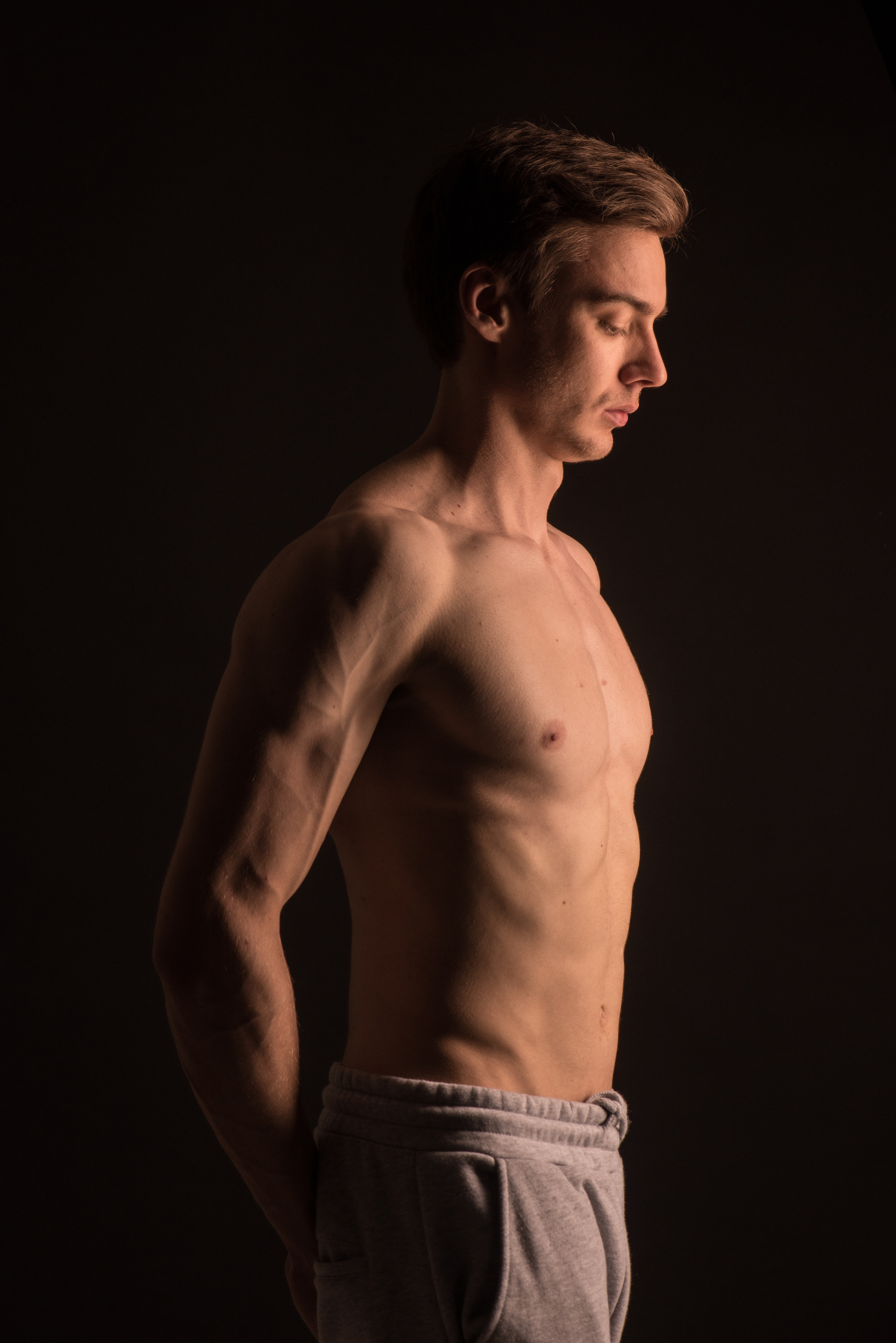 Роман. Фотограф Алматы, курс по Фотографии в Алматы. Дмитриева Наталья