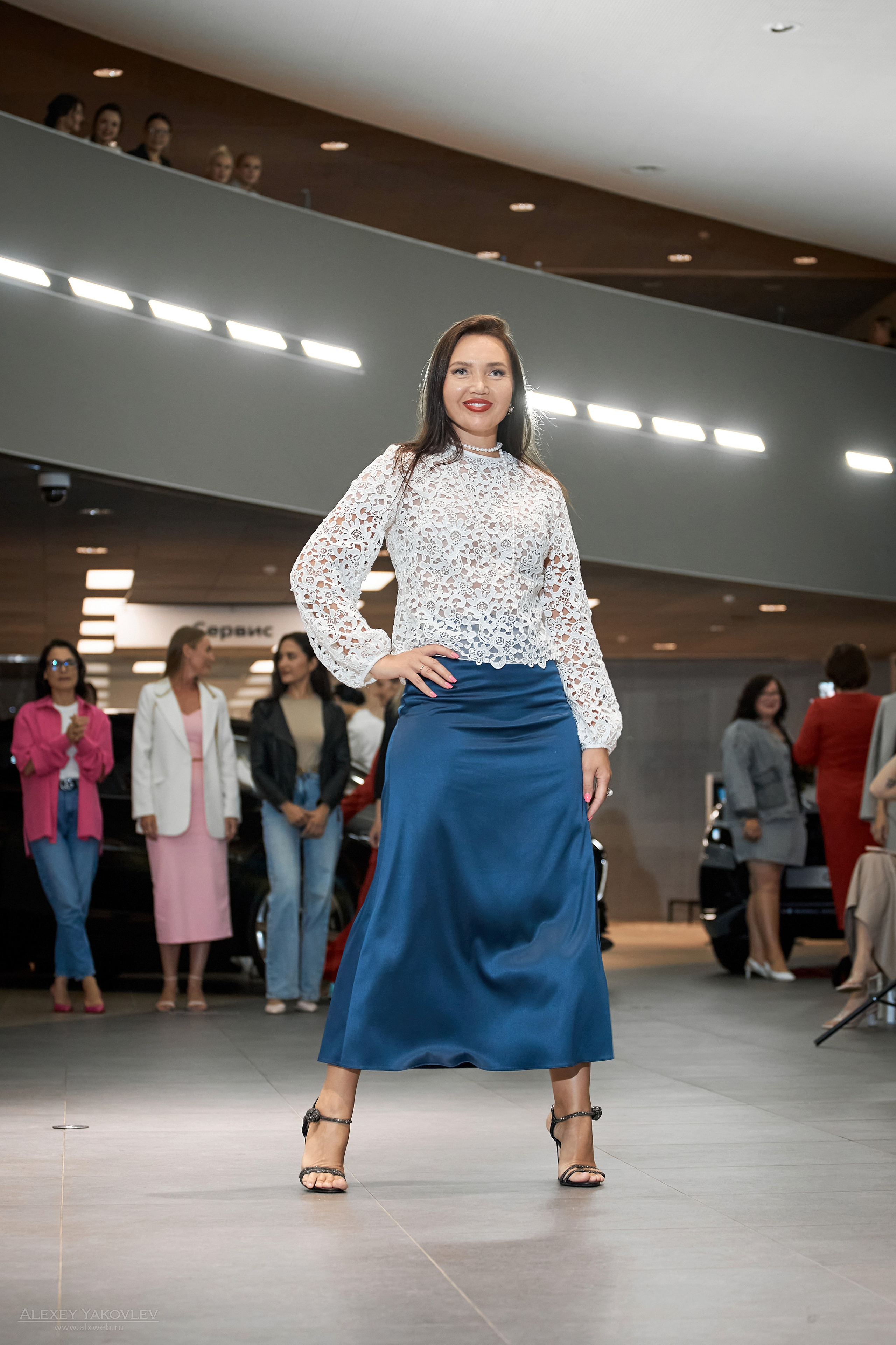 Модный показ PRE-FALL модельной школы Modeling+. Фотограф Алексей Яковлев