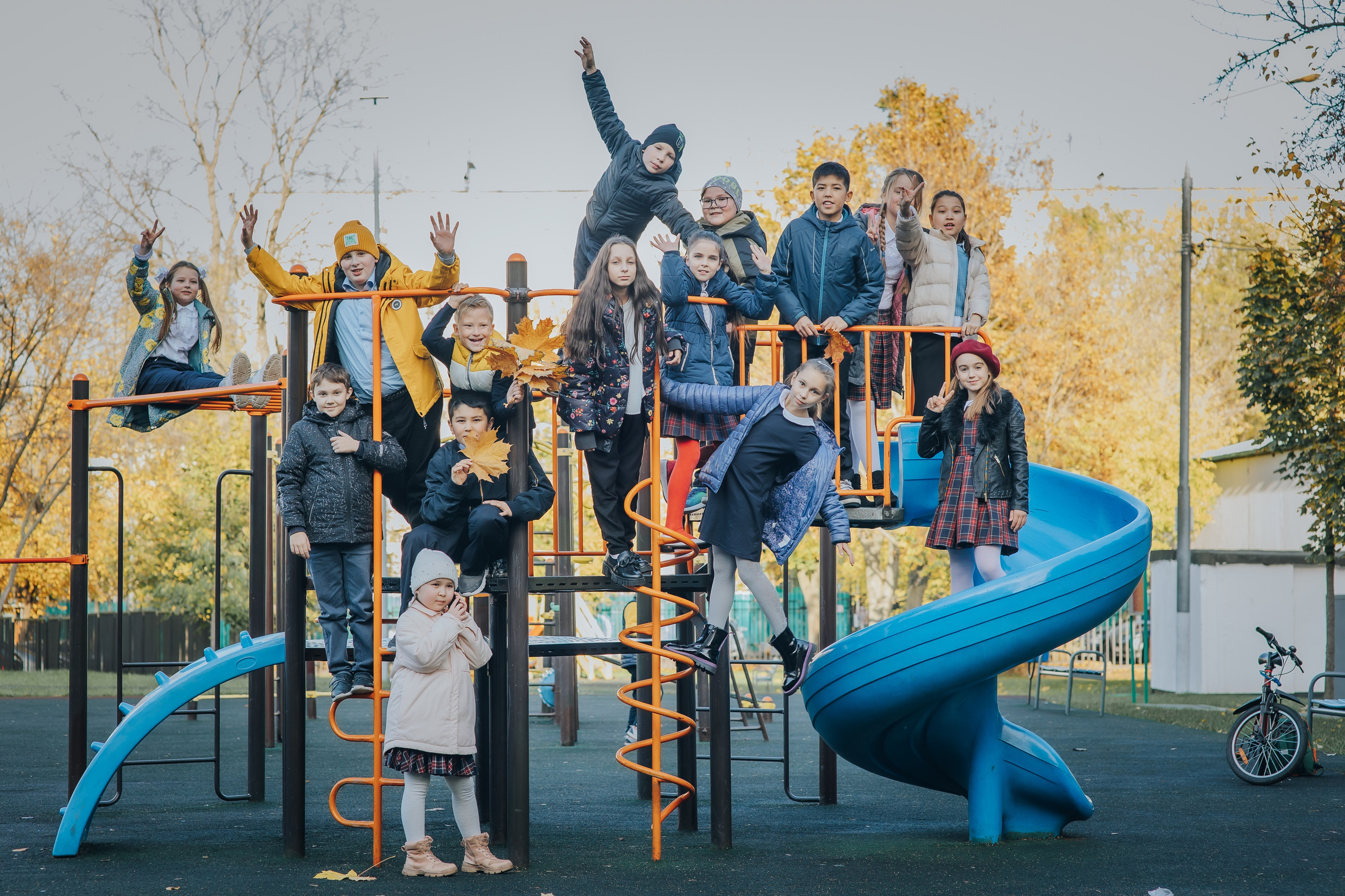 Осенняя съемка 4 класса для Выпускных альбомов. Семейный фотограф в Москве Наталья Чуб, заказать Фотокнигу