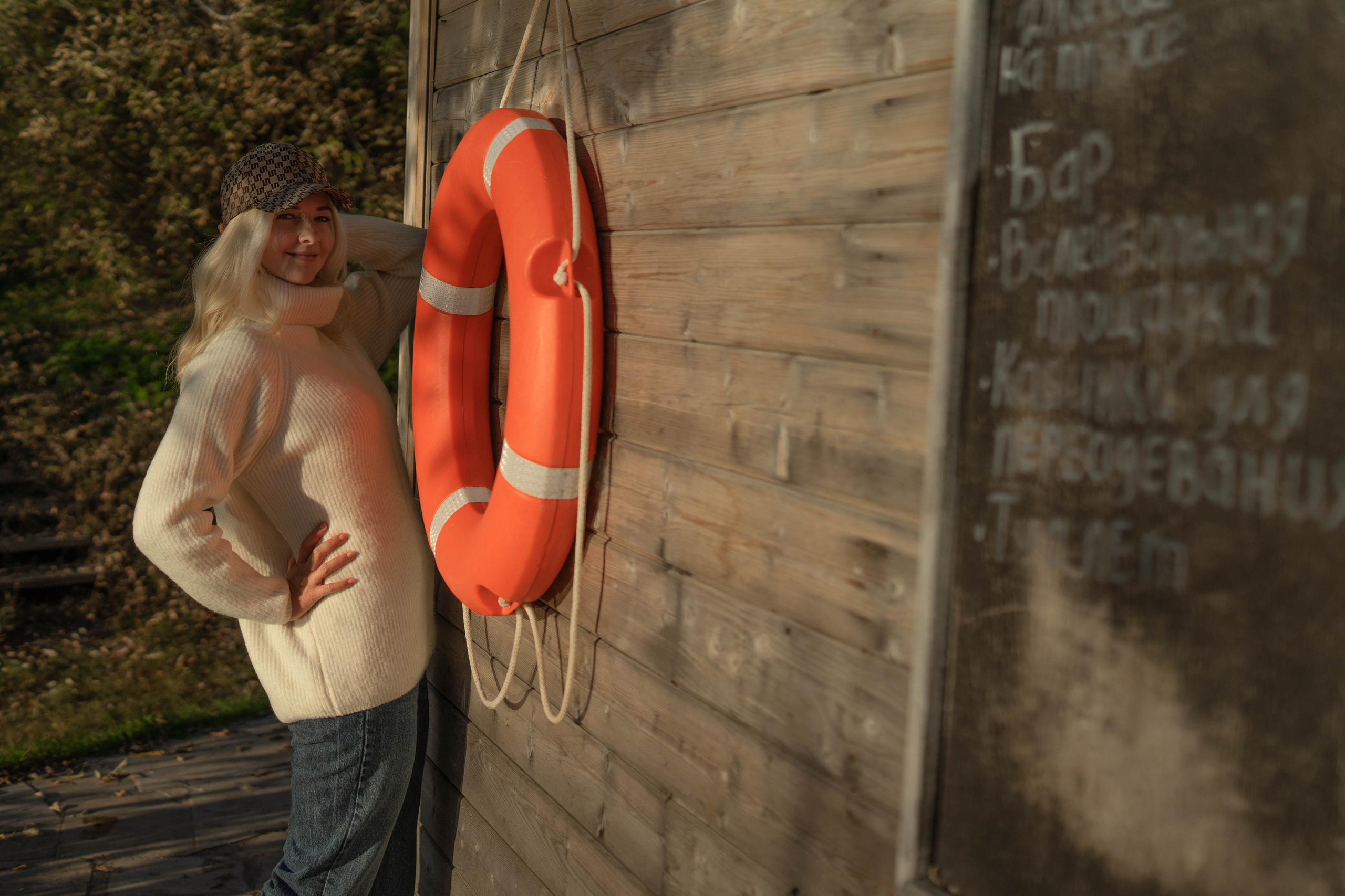 Anna. Lifestyle photographer Turku. I catch emotions in the frame