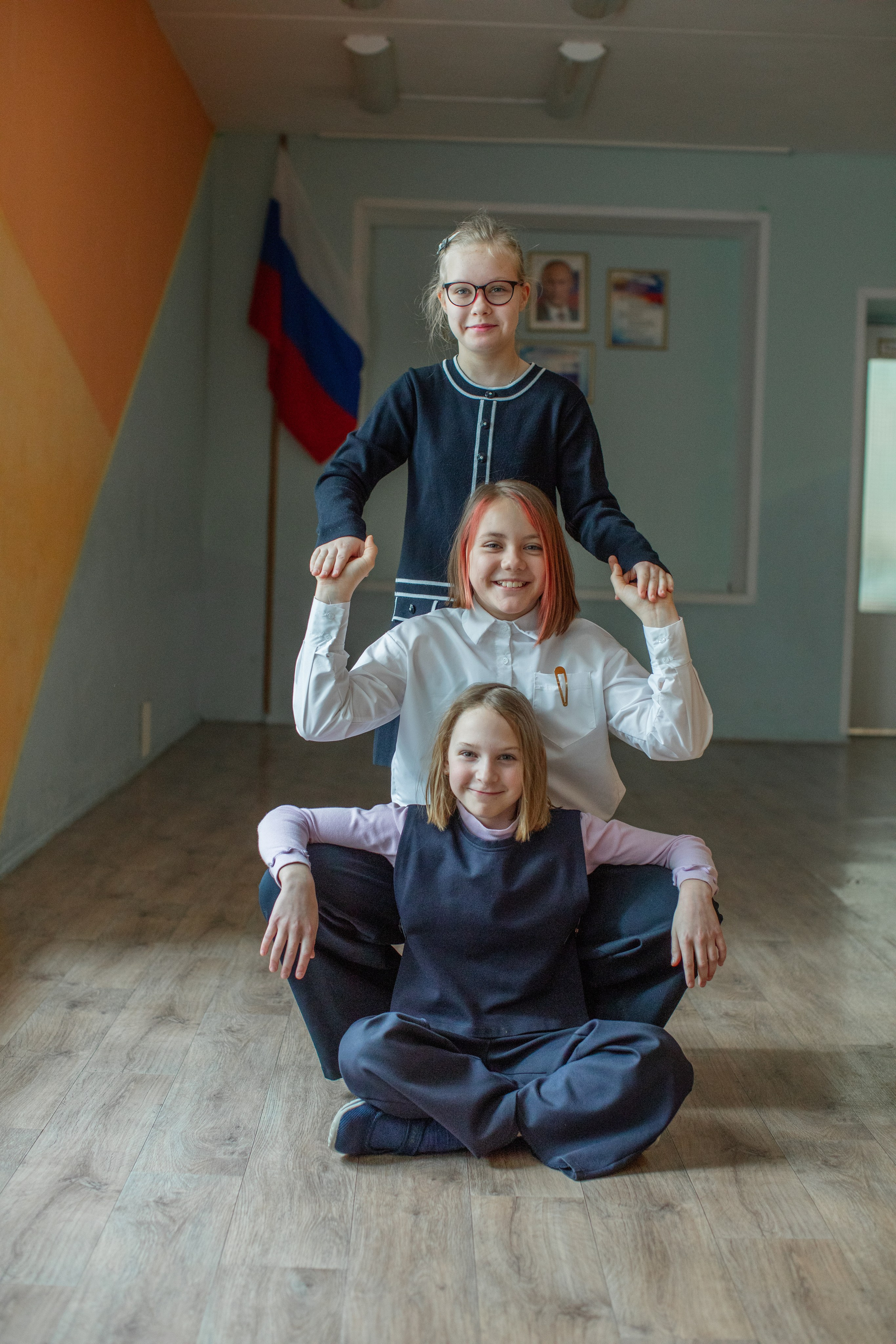 Фотографии из альбома для 4 класса. Семейный и детский фотограф Елена Коловицкова