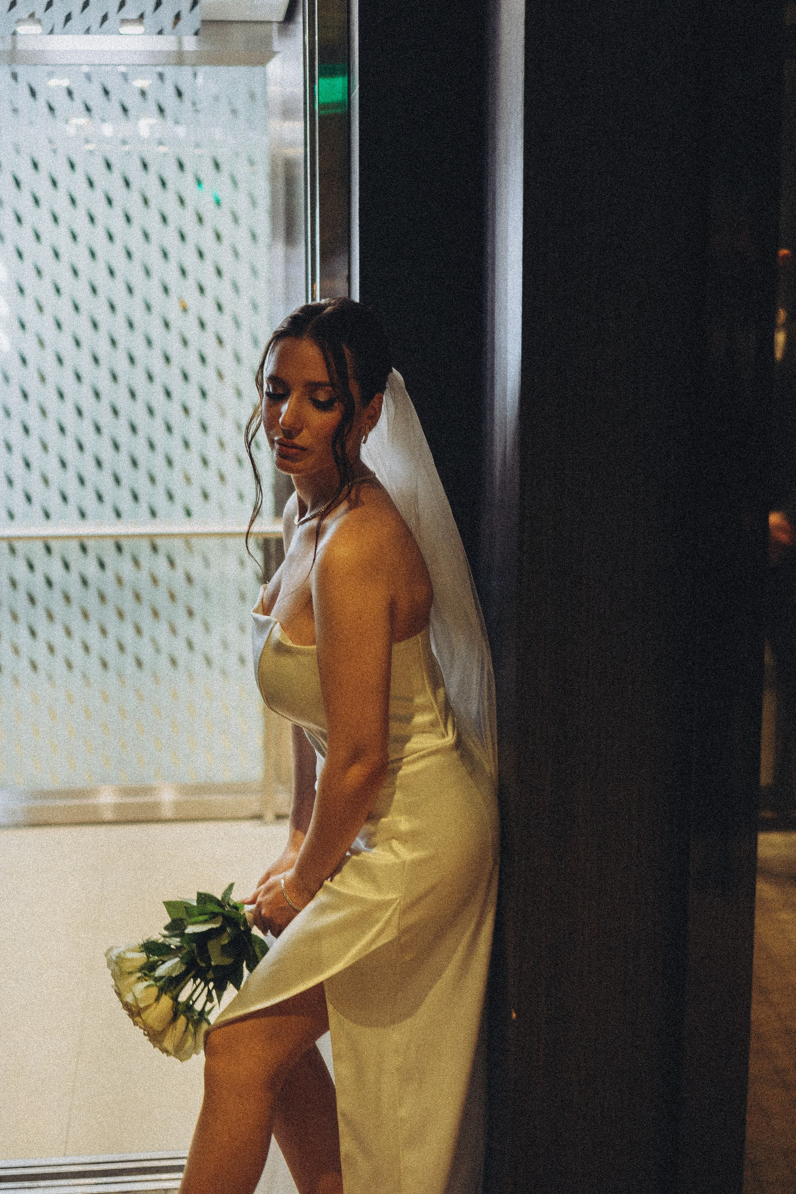 СВАДЕБНАЯ СЬЕМКА СБОРОВ ЖЕНИХА И НЕВЕСТЫ В ОТЕЛЕ И ТАКЖЕ ФОТОСЕССИИЯ В ОТЕЛЕЕ МЕГАПОЛИС БРЯНСК. Профессиональный фотограф, Санкт-Петербург — Виктория Богомолова