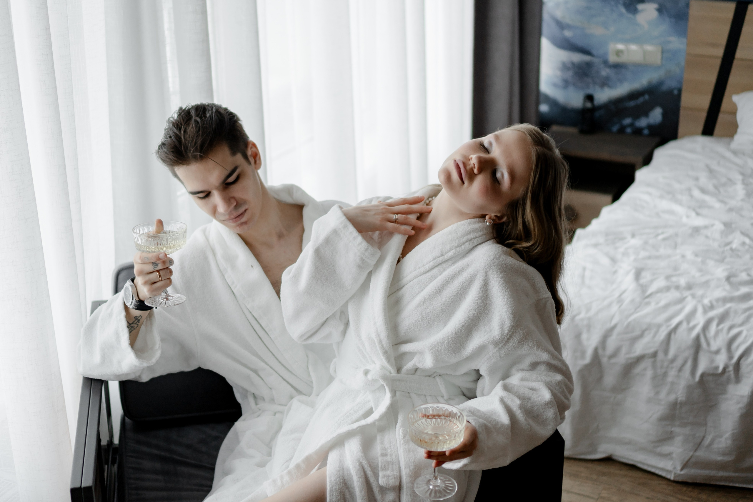 СВАДЕБНАЯ СЬЕМКА СБОРОВ В ОТЕЛЕ И ВЫЕЗД НА ЦЕРЕМОНИЮ (СНЯТО В СИБИРЕ В НИЖНЕВАРТОВСКЕ). Профессиональный фотограф, Санкт-Петербург — Виктория Богомолова