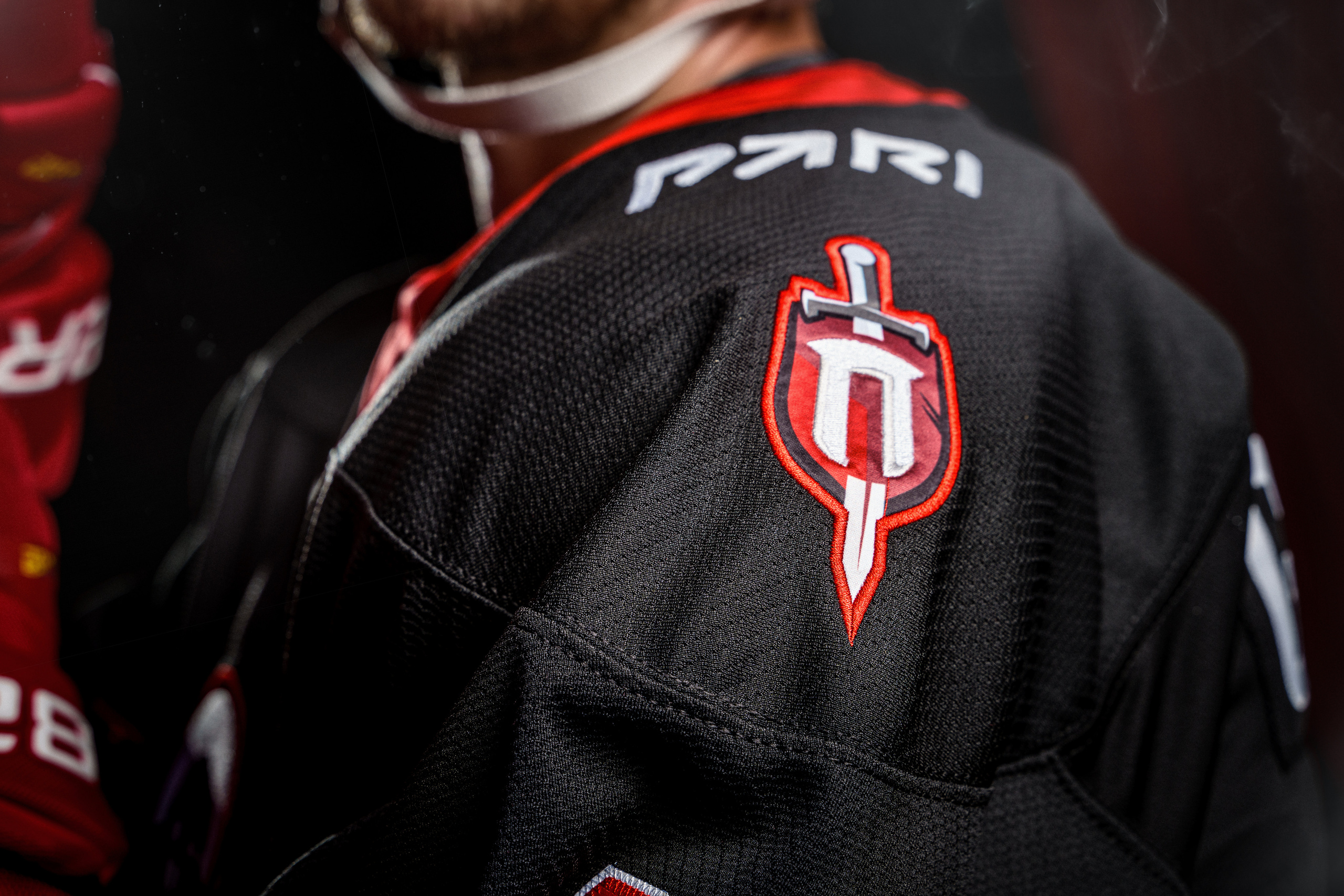 ХК Витязь PARI. Isakov Alexander official site