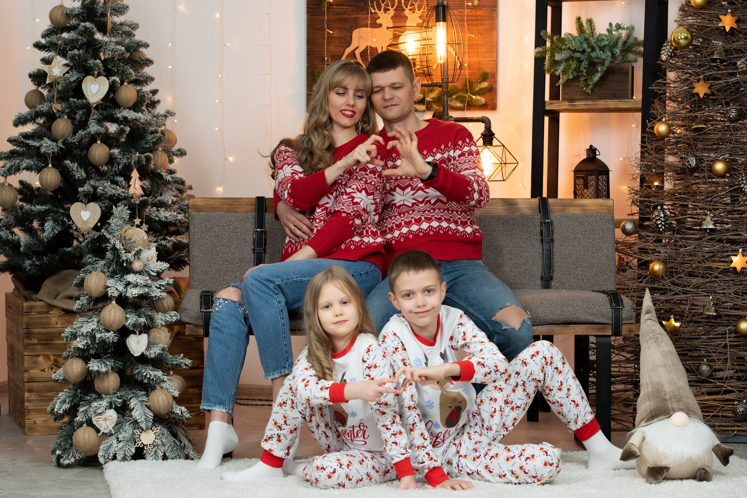 Семейная новогодняя фотосессия. Школьный и семейный фотограф в Ростове-на-Дону