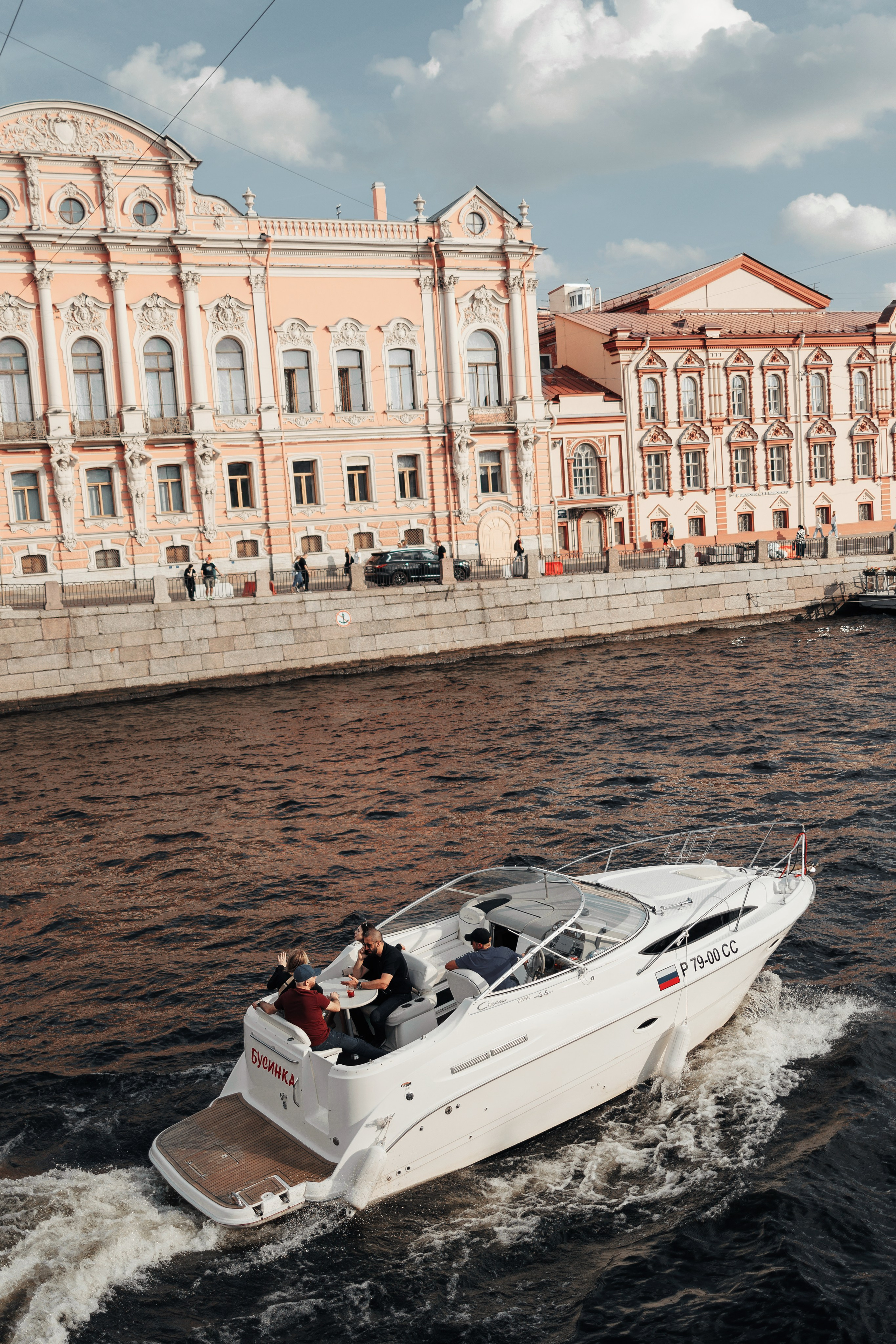 Street photo. Photographer in Turkey — Dari N