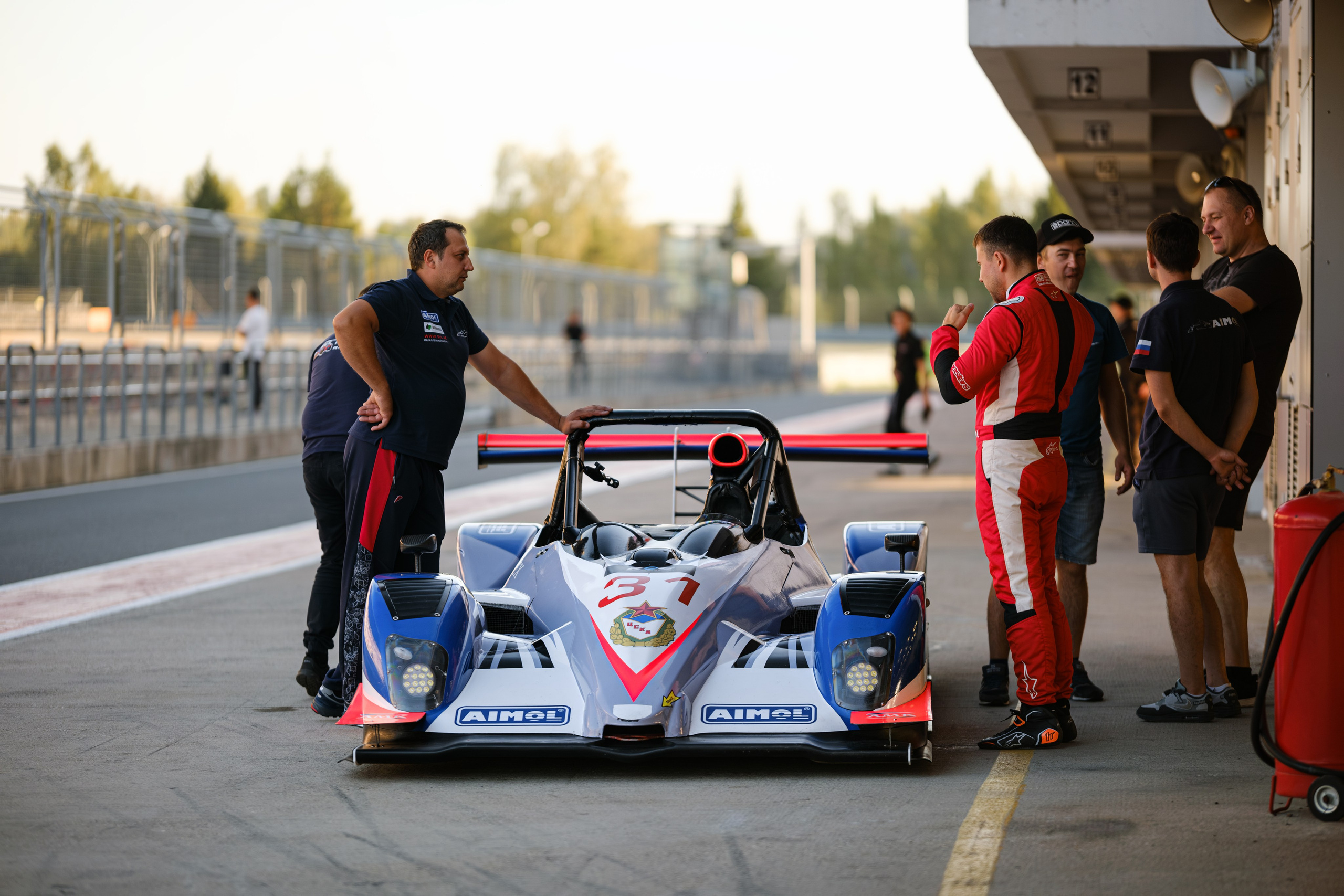 Российская серия гонок на выносливость. Авто и мотоспорт — фотограф Антон Медведев iCoguar