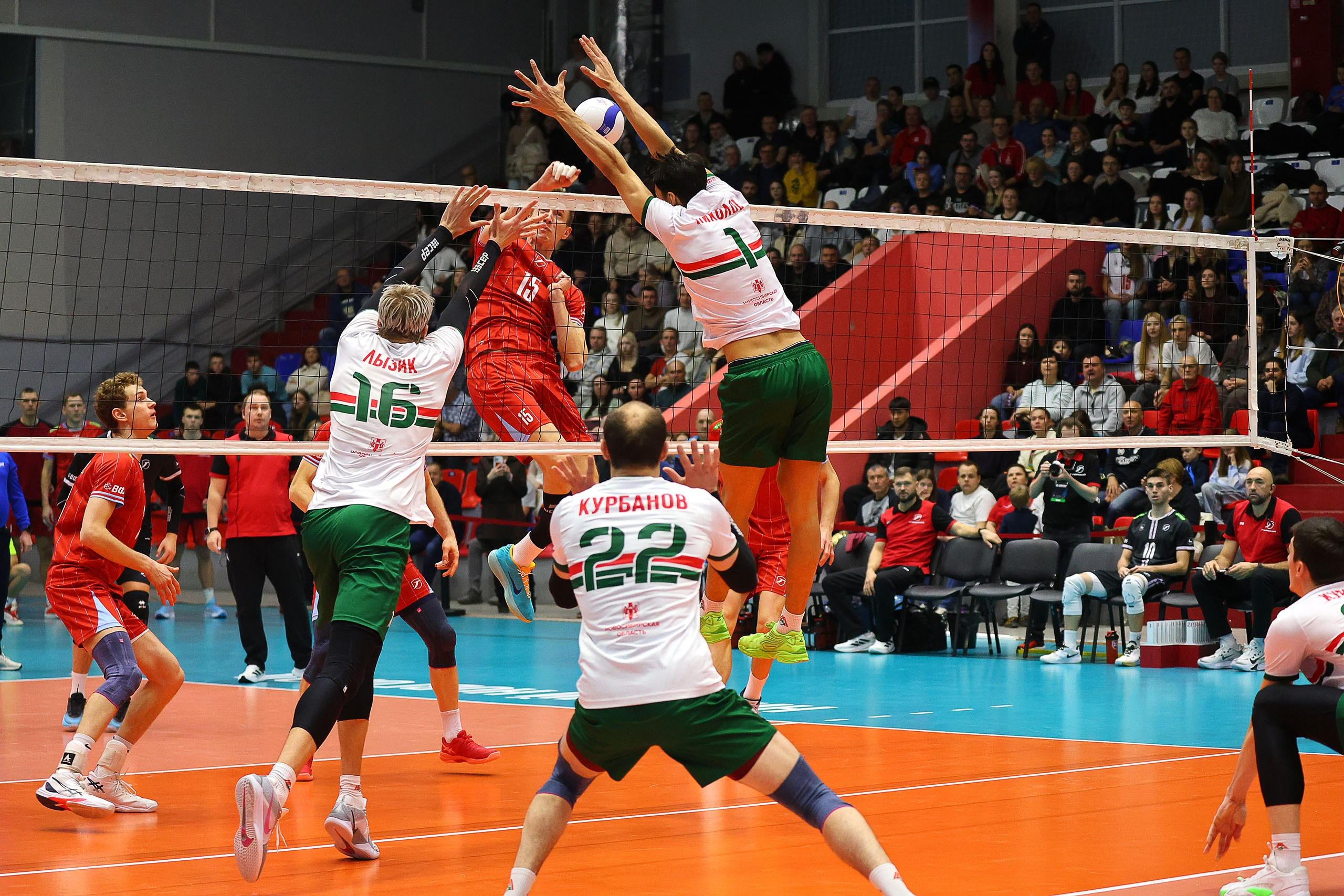 Фотосъемка волейбола, ВФВ, чемпионат России. Спортивный фотограф в Нижнем Новгороде и Сочи Ангелина Ильичева