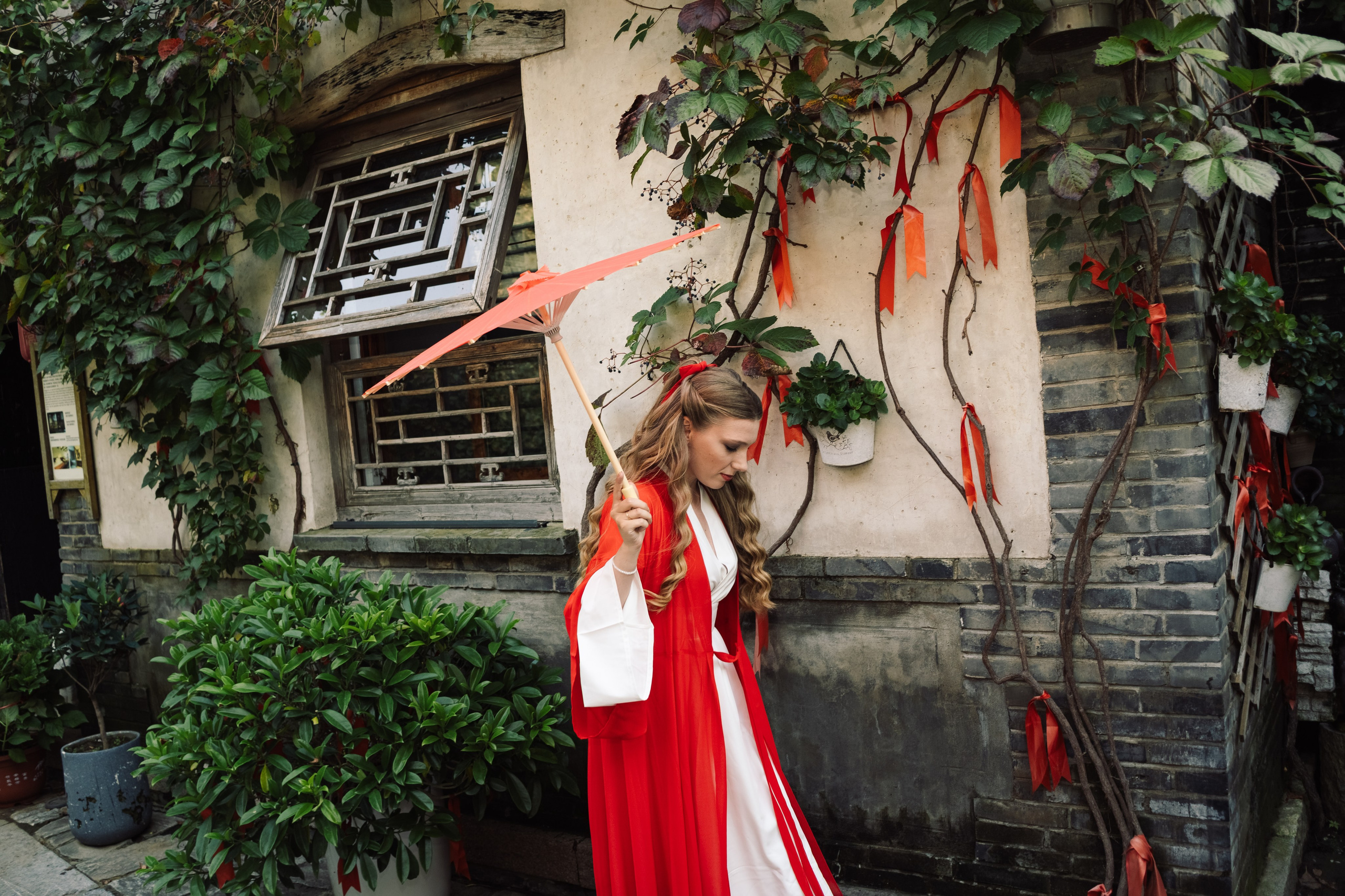 Photoshoot in traditional Chinese dresses