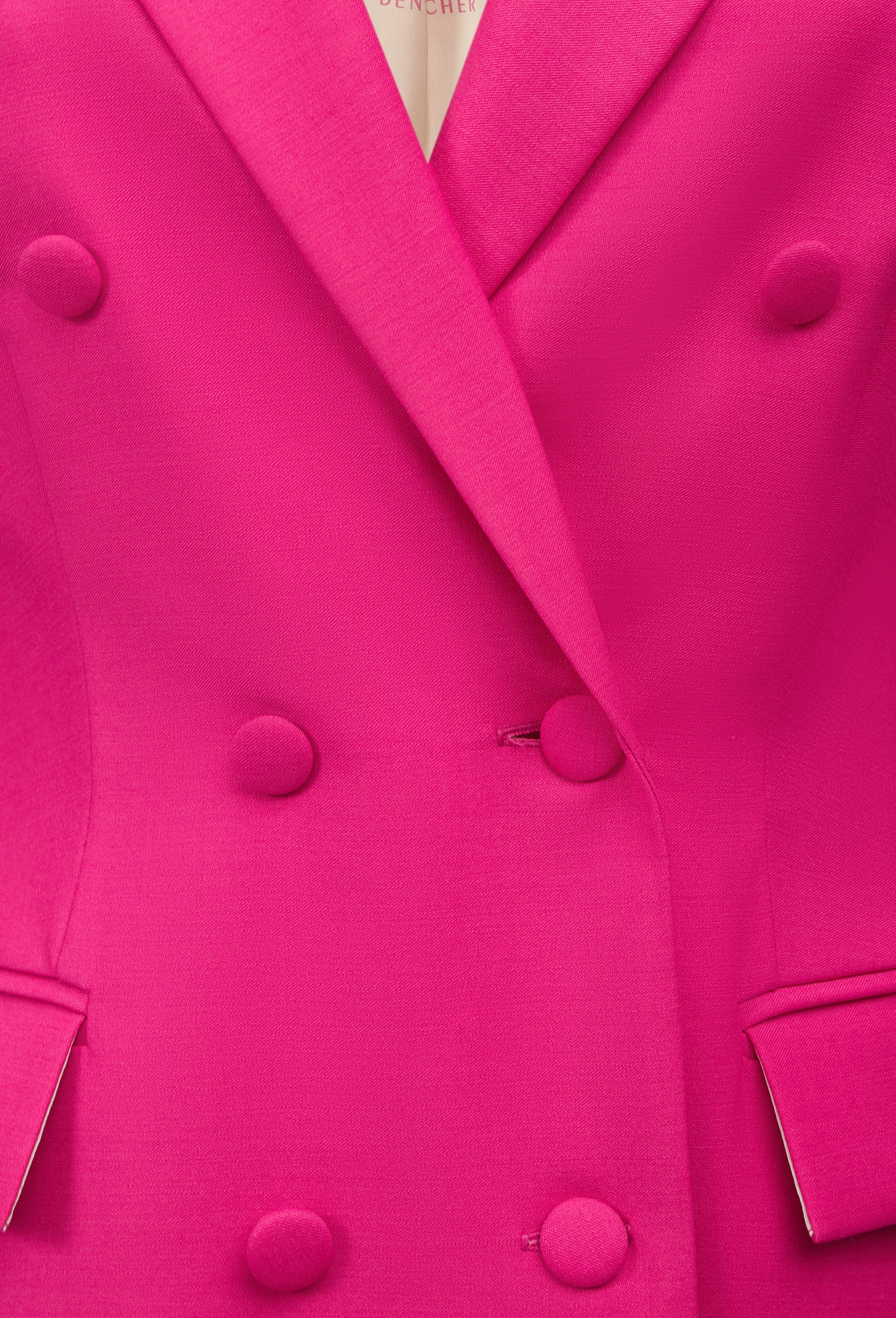 дизайнерское, женская одежда, Charisma, Дизайнерские вещи, премиум съемка дорогих вещей на манекене в Москве, предметная съемка, обтравки, островка, в обтровку, дорогая фотосъемка на манекене, типовая фотосъемка одежды, дорогие вещи на съемку, щепетильное отношение на фотосъемке к вещам, конструкторы одежды, премиум качество, неделя моды в Москве https://denvecher.ru