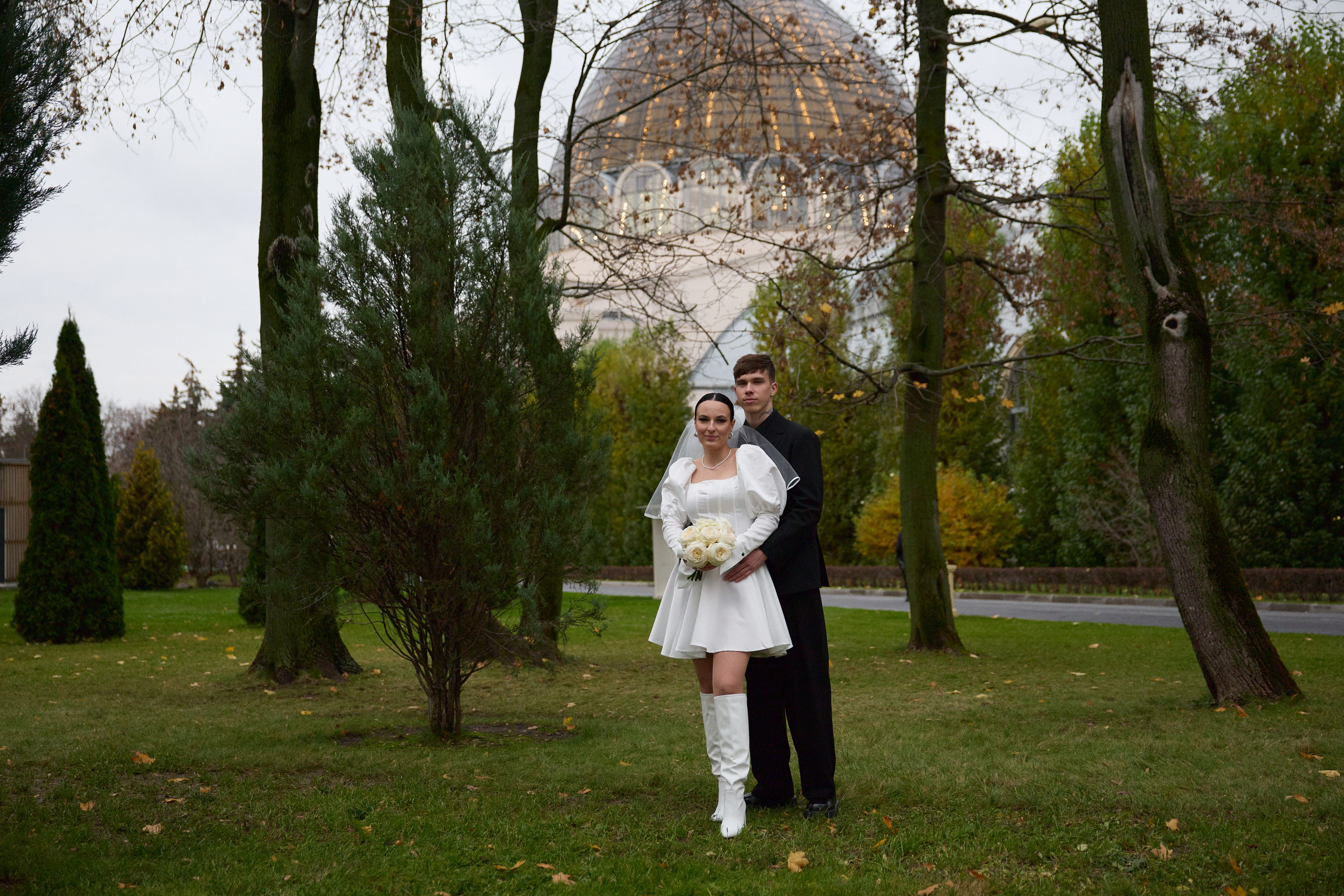 Елизавета и Артем. Роспись ВДНХ. Любовь Юсупова. Фотограф