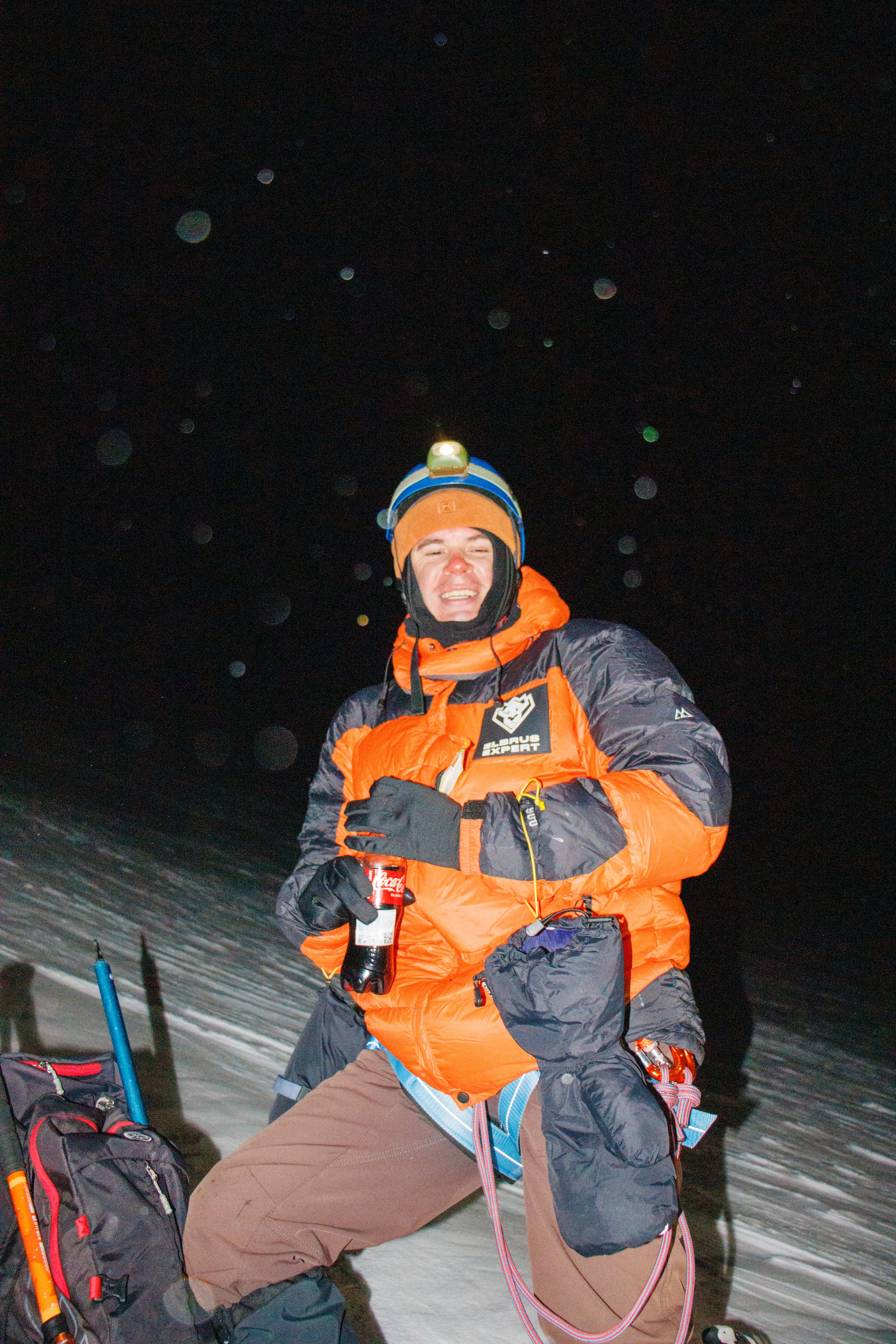 Эльбрус / восхождение. Фотограф на трекинг и восхождение Эльбрус, Приэльбрусье. Елизавета Бобок