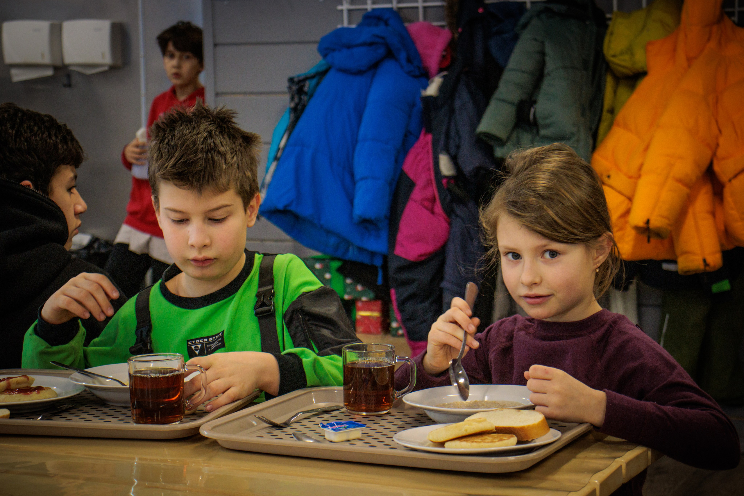 Репортаж / детский лагерь. Фотограф на трекинг и восхождение Эльбрус, Приэльбрусье. Елизавета Бобок