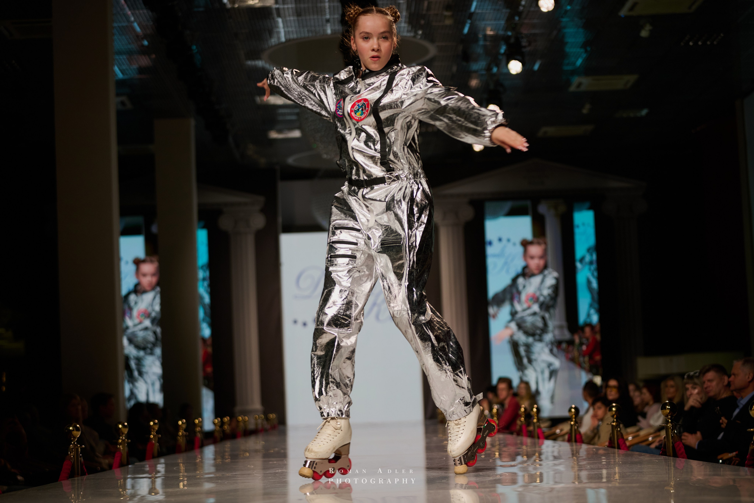 ESTET FASHION WEEK ВЕСНА — 2025. Фотограф Роман Адлер