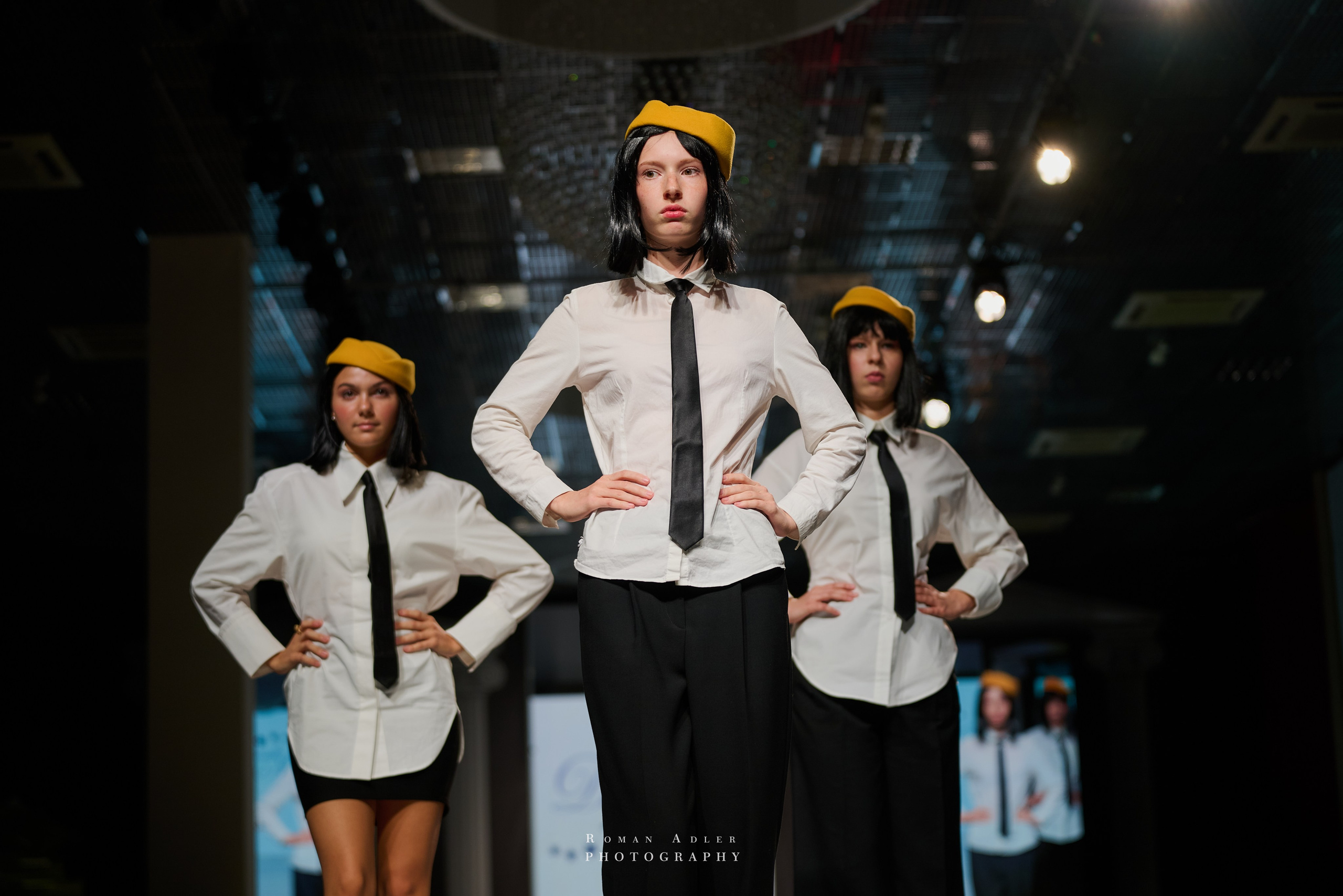 ESTET FASHION WEEK ВЕСНА — 2025. Фотограф Роман Адлер