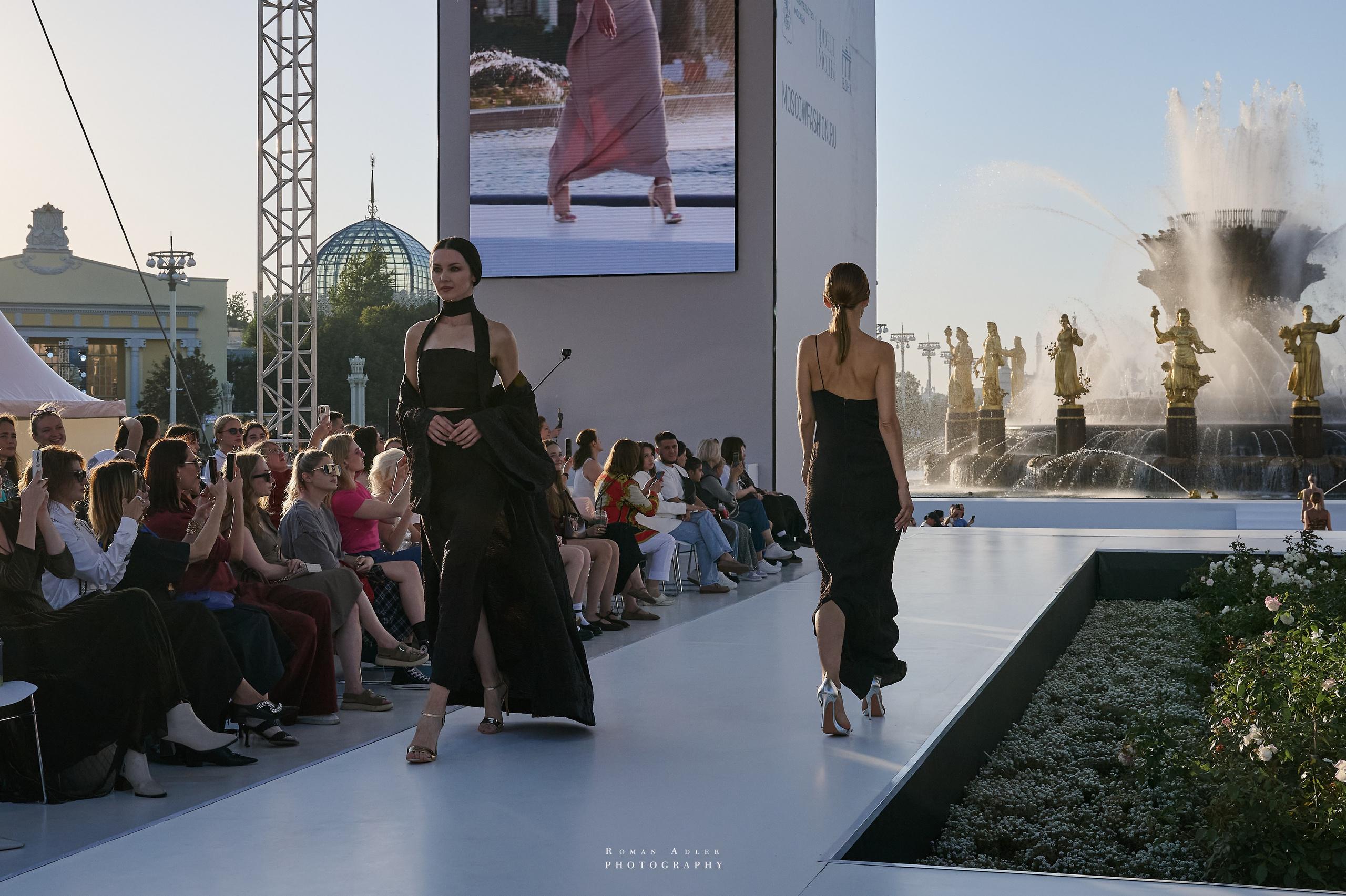 Московская неделя моды. Фотограф Роман Адлер