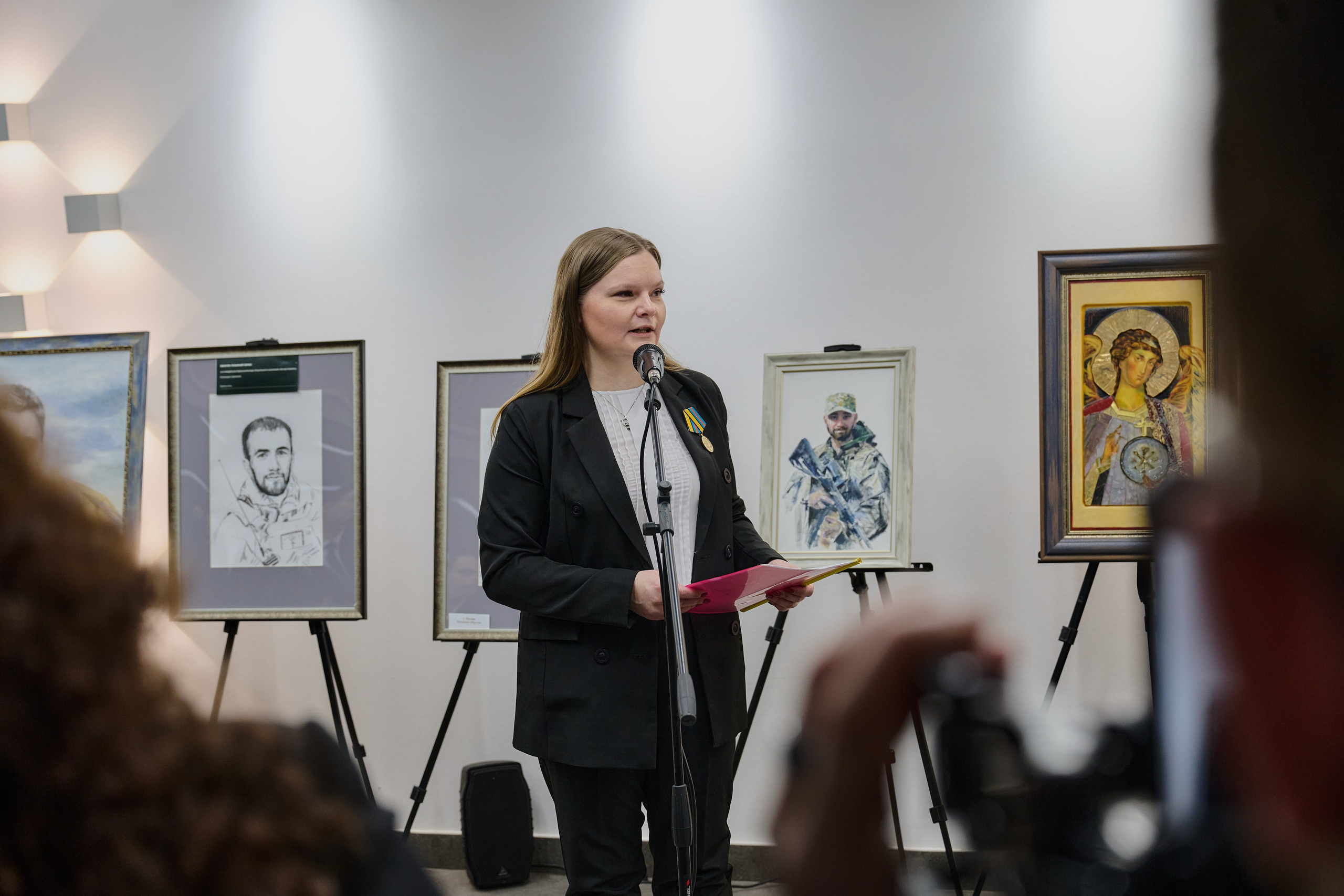 Фотовыставка «Территории» в Росгеолфонде. Фотограф Роман Адлер