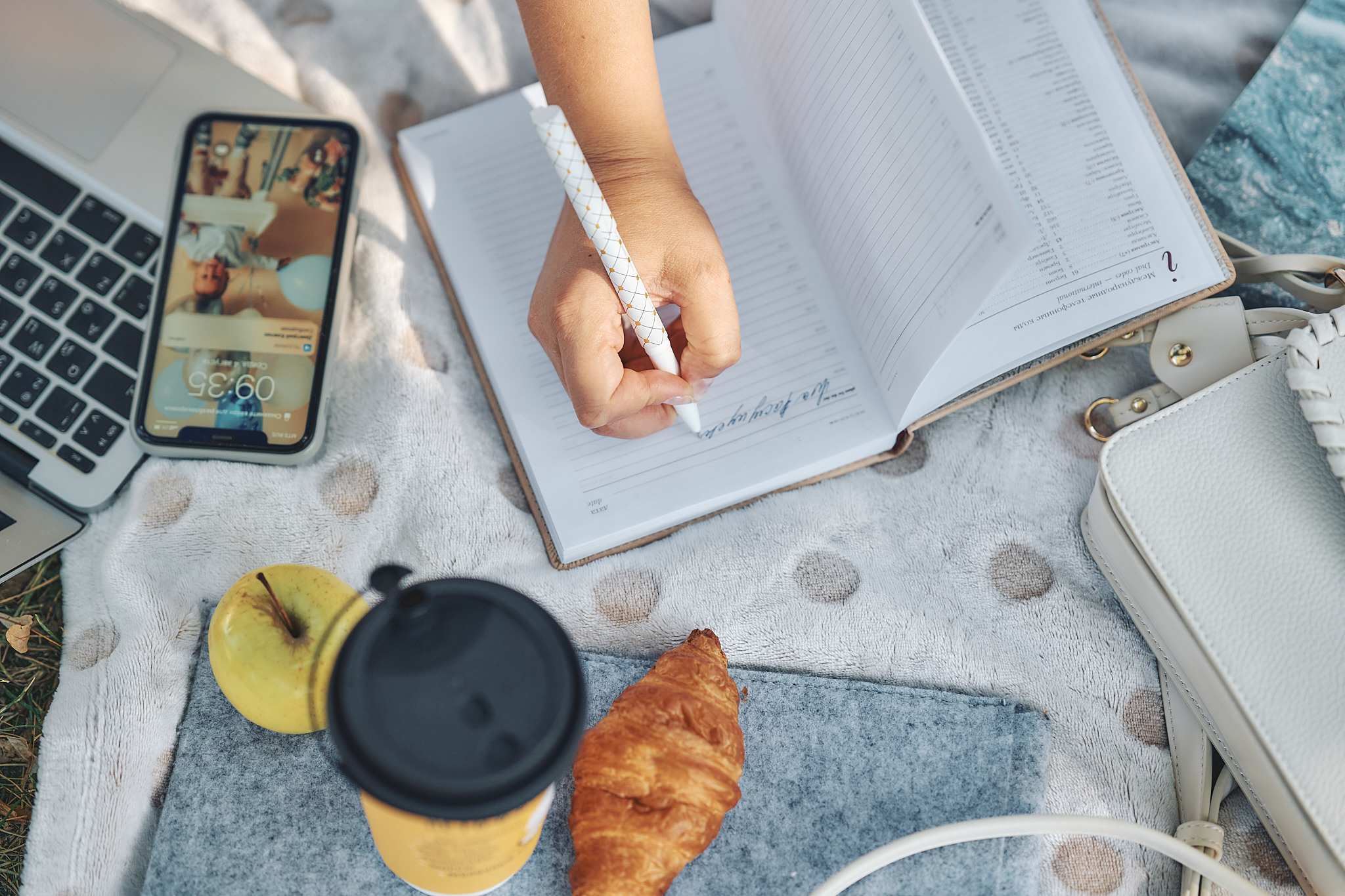 Парк Горького фотоконтент для Таргетолога. Agadora_photo — Фотограф в Москве и Московской области