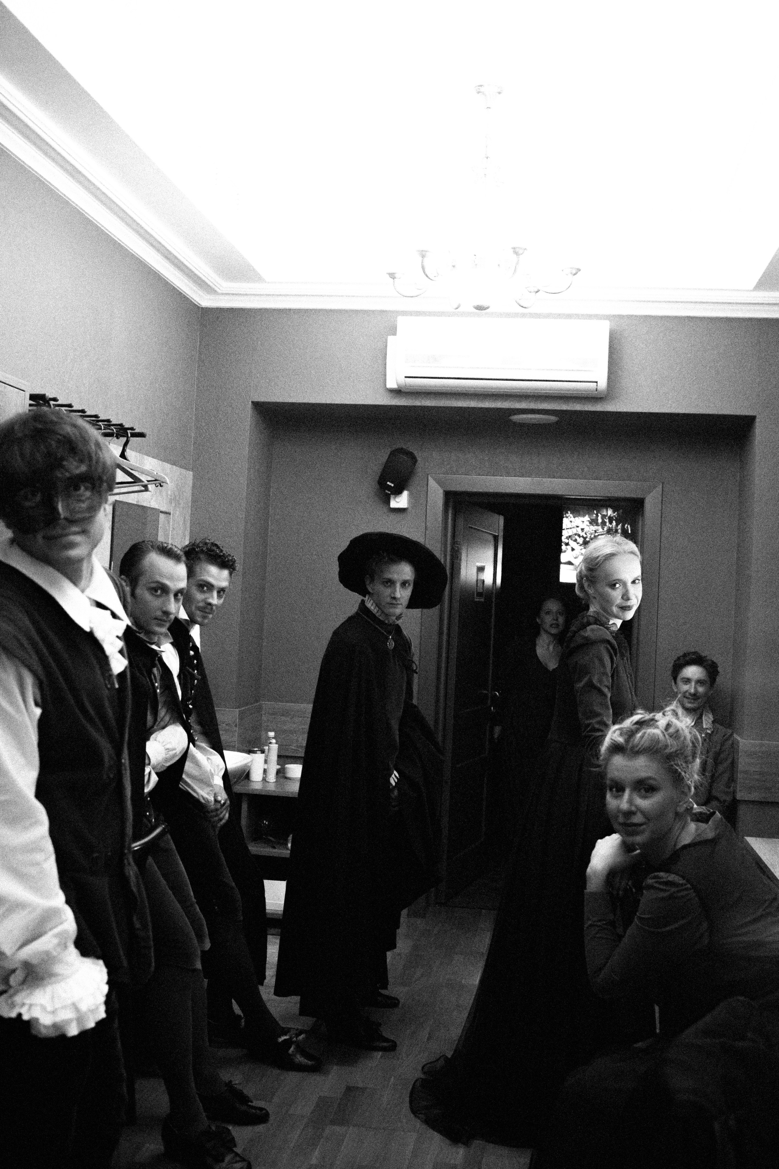 Theatre backstages. Portrait and backstage photographer Nina Crane