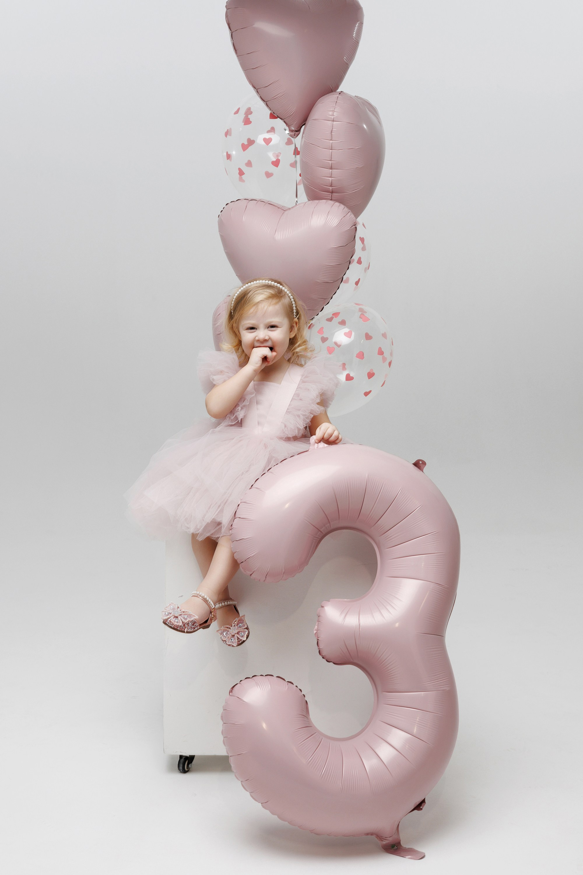 Съемка Дня Рождения Алисы в фотостудии CROSS-STUDIO зал IDEAL. Свадебный и семейный фотограф в Москве и МО Елена Агапова