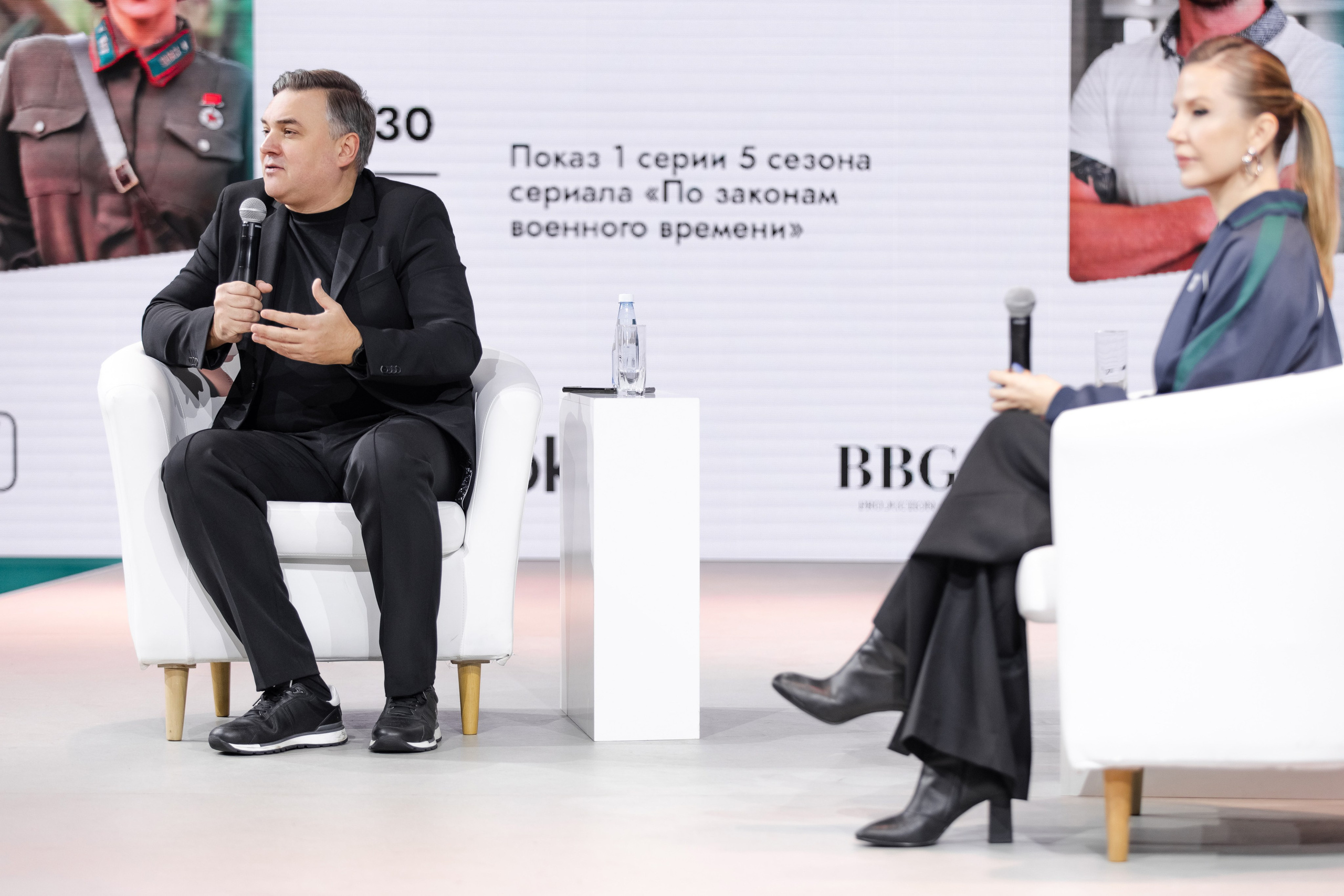 Выставка Россия: наша культура. Свадебный репортажный фотограф в Москве