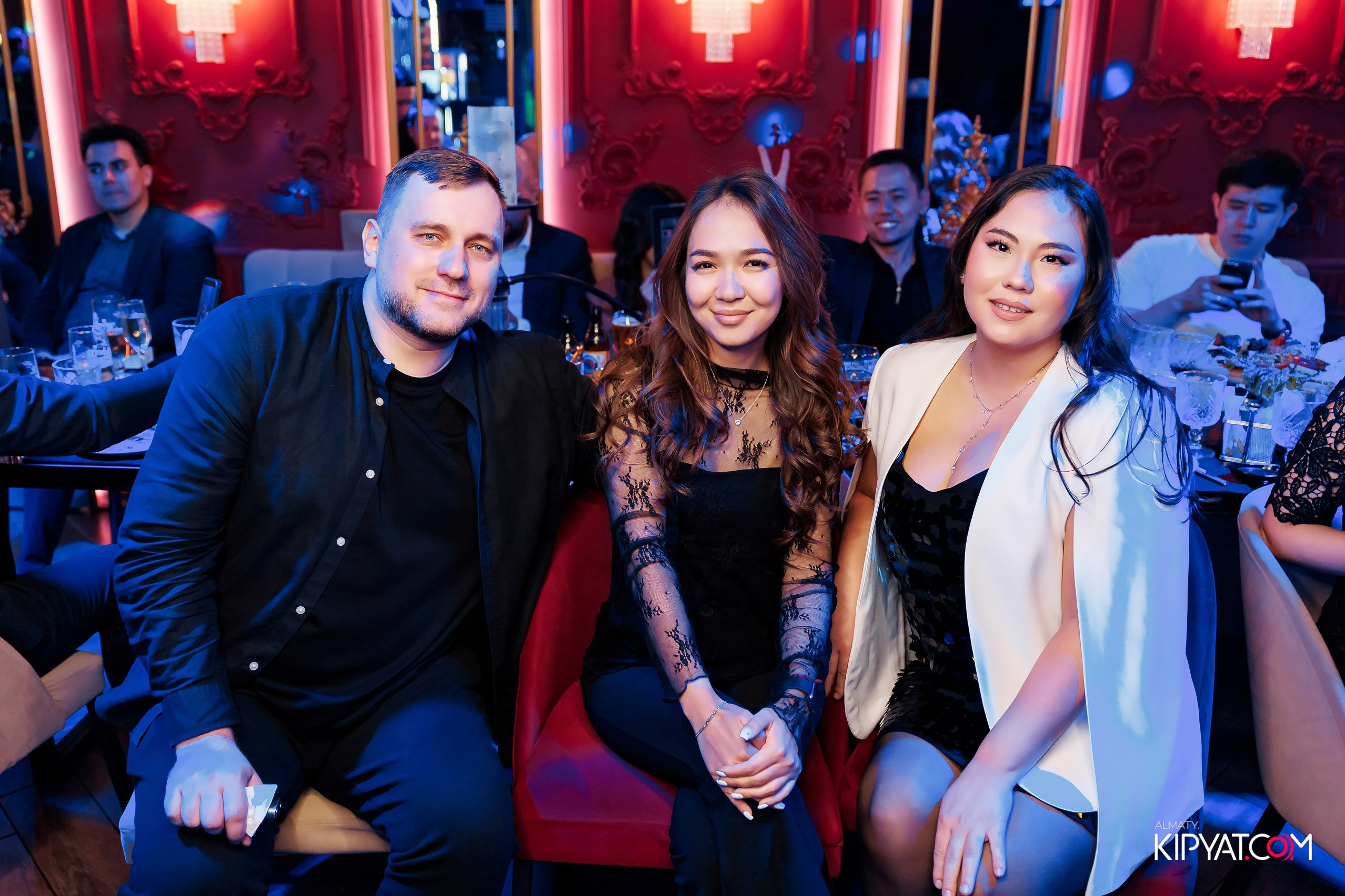 ЗАЯ, НА БИС. КИПЯТКОМ АЛМАТЫ! Фотосъемка мероприятий в Алматы