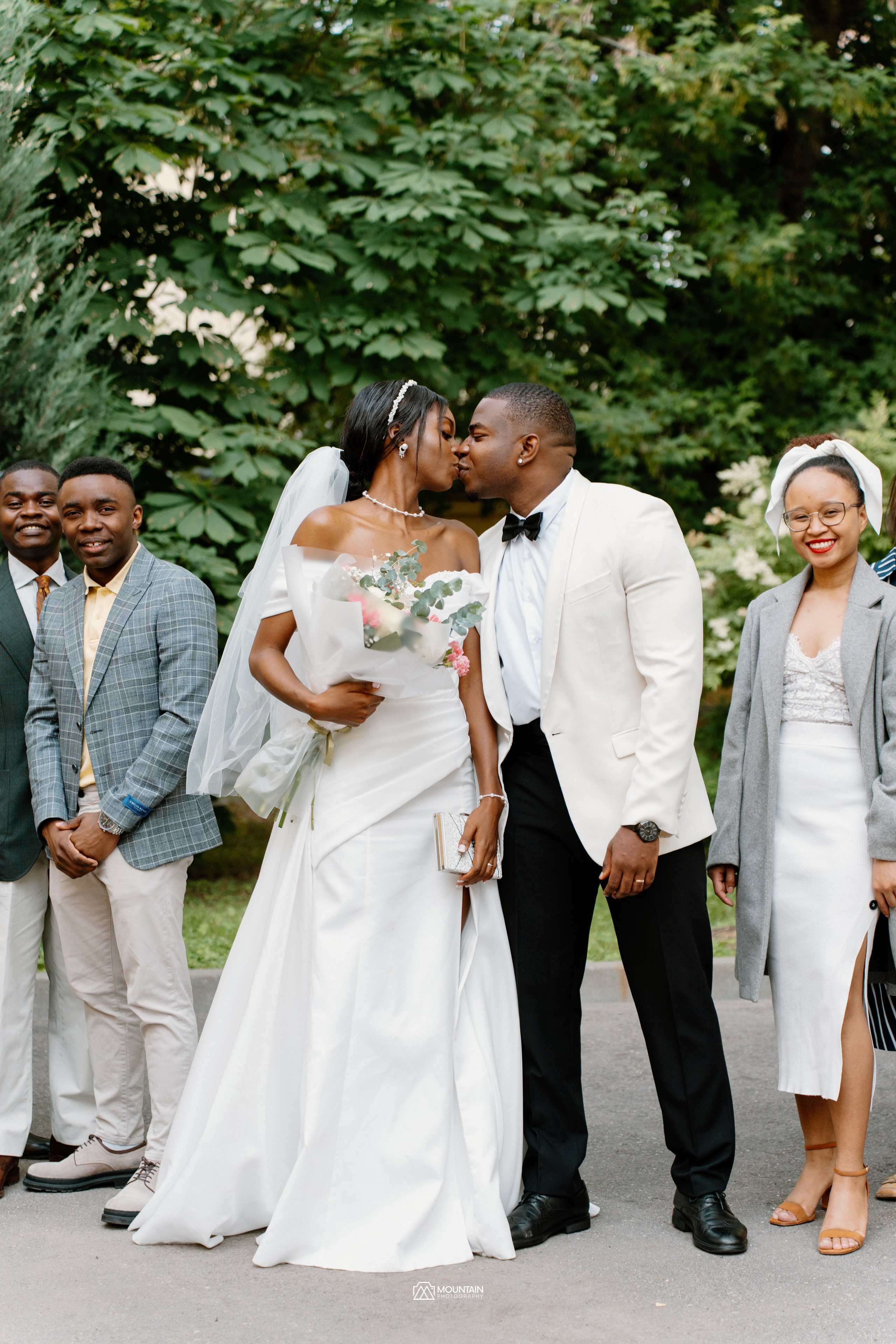 Bernise & Daniel. Photographer based in moscow Peter Tchana