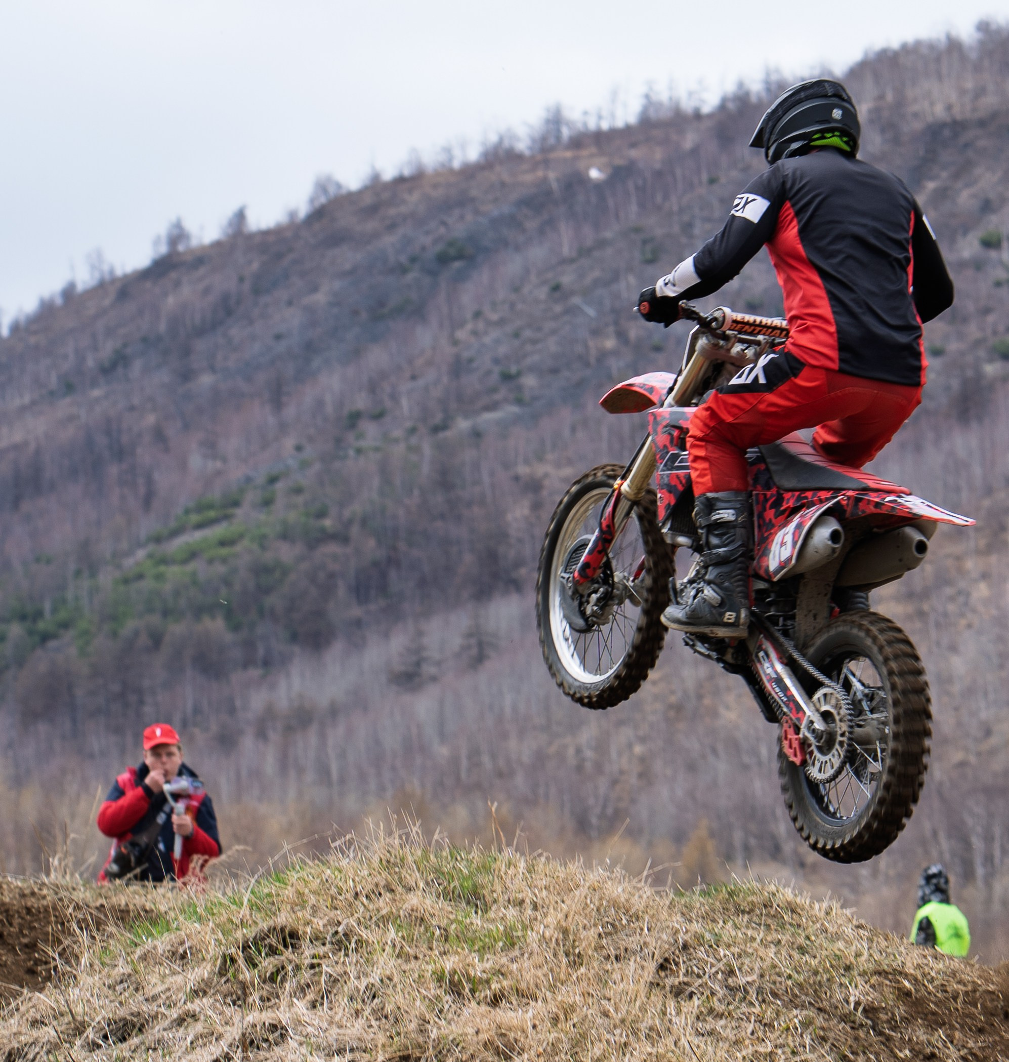 Мотогонки Эссо май 2025. Фотограф Ворошилов Дмитрий. Эссо. Камчатка