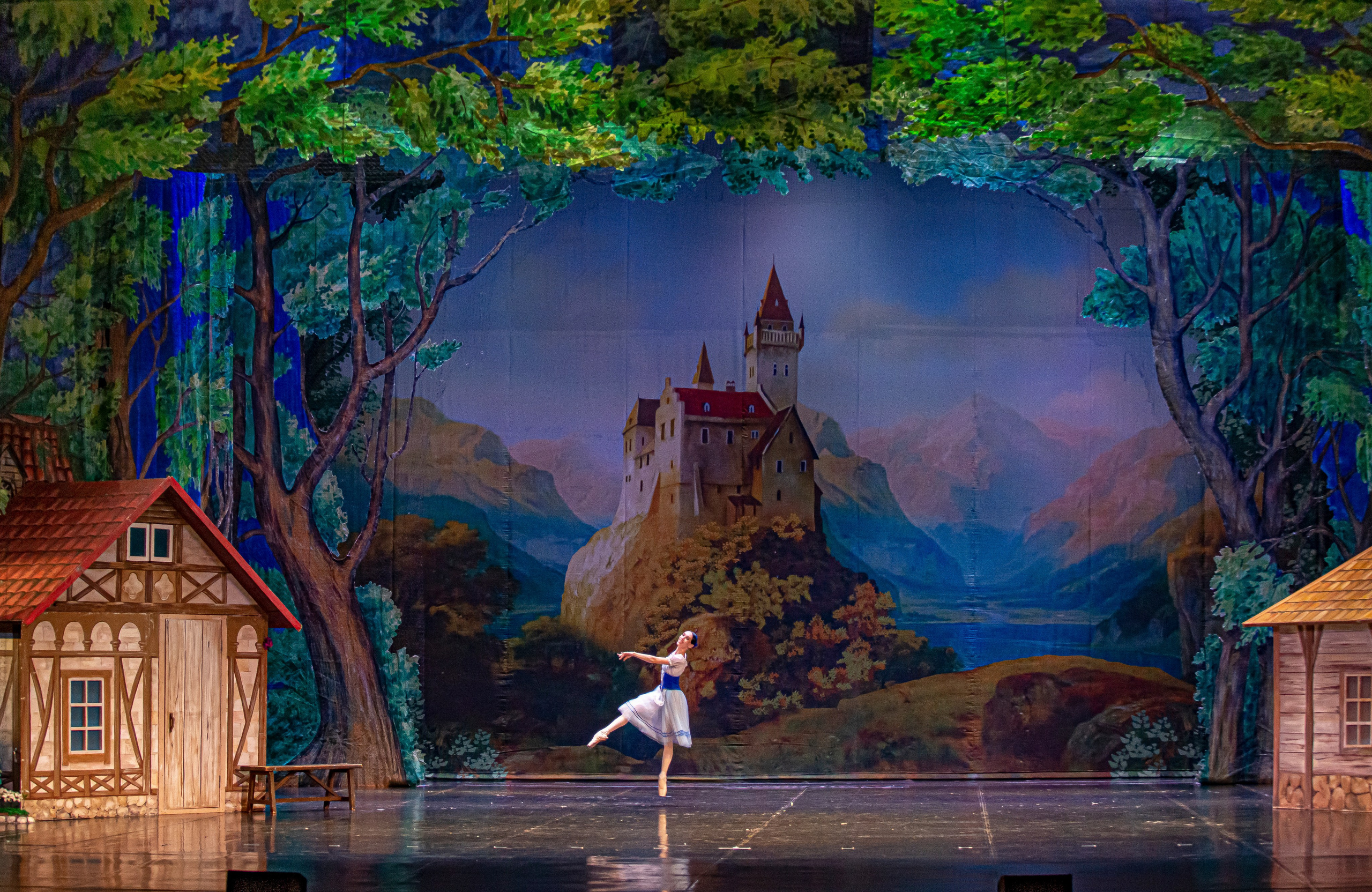 Жизель балет Марийского театра оперы и балета на сцене Зимнего театра. Фотограф в Сочи Юрий Шептаев