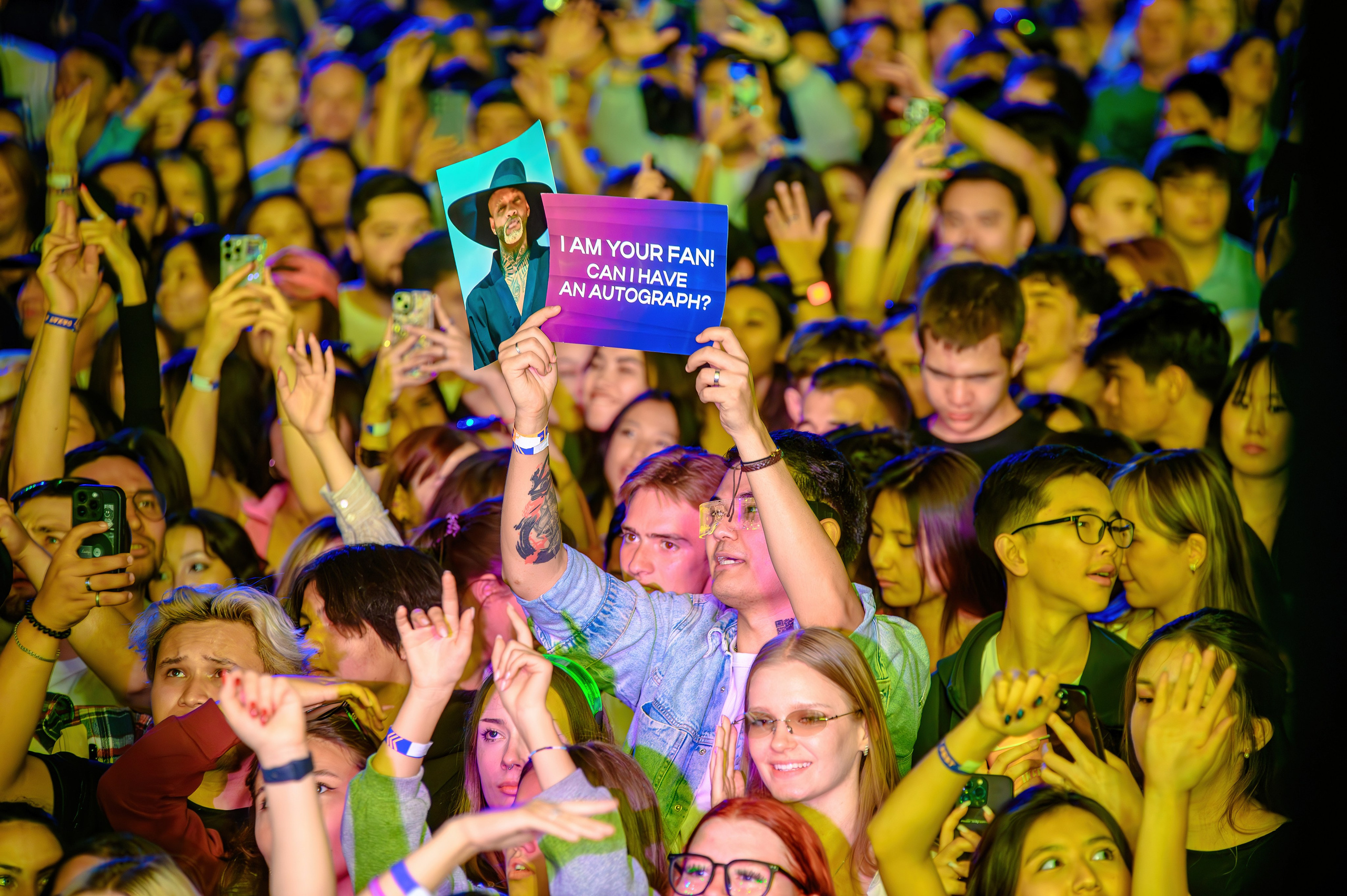 Концерты. Фестивали. Елена Северина фотограф, Алматы: репортаж (спорт, концерты, конференции), предметная и фуд-съёмка, портреты, каталоги, фэшн, ретушь