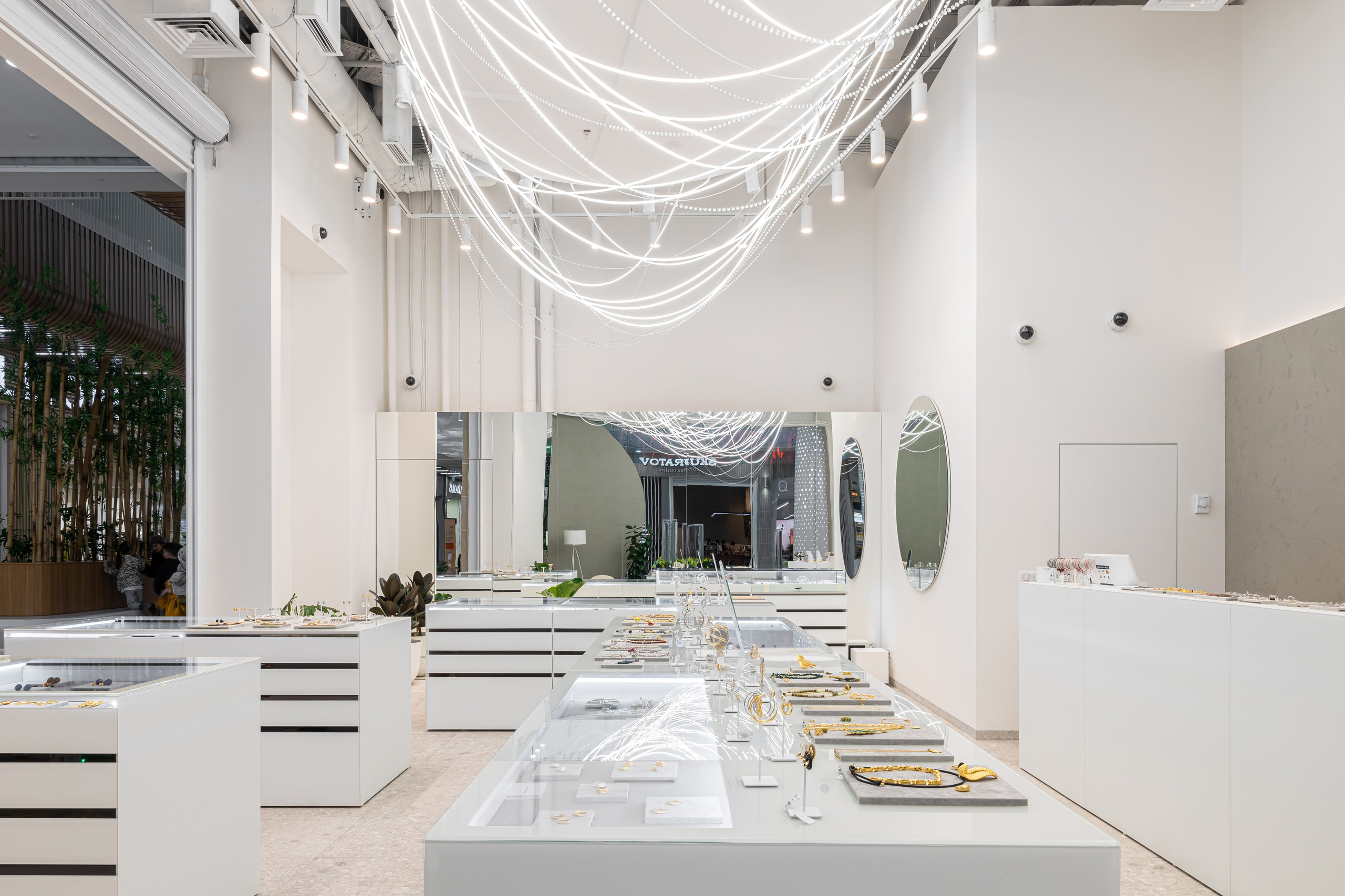 Универмаг украшений Poison Drop, г. Казань. Иван Благушин. Интерьерный и архитектурный фотограф в Москве и Санкт-Петербурге