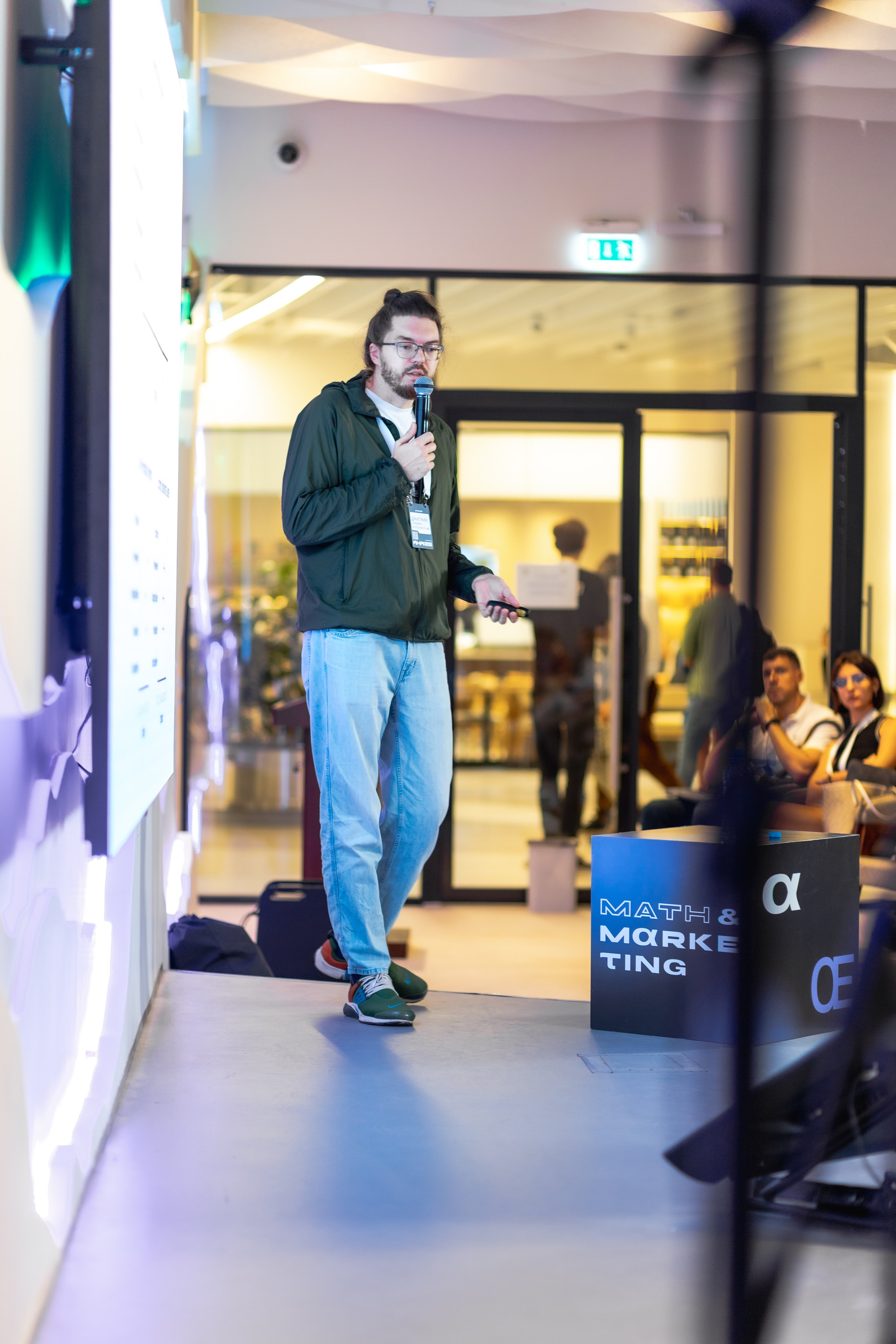 Aha! — 29–30 мая 2025. Фотобанк Матемаркетинг