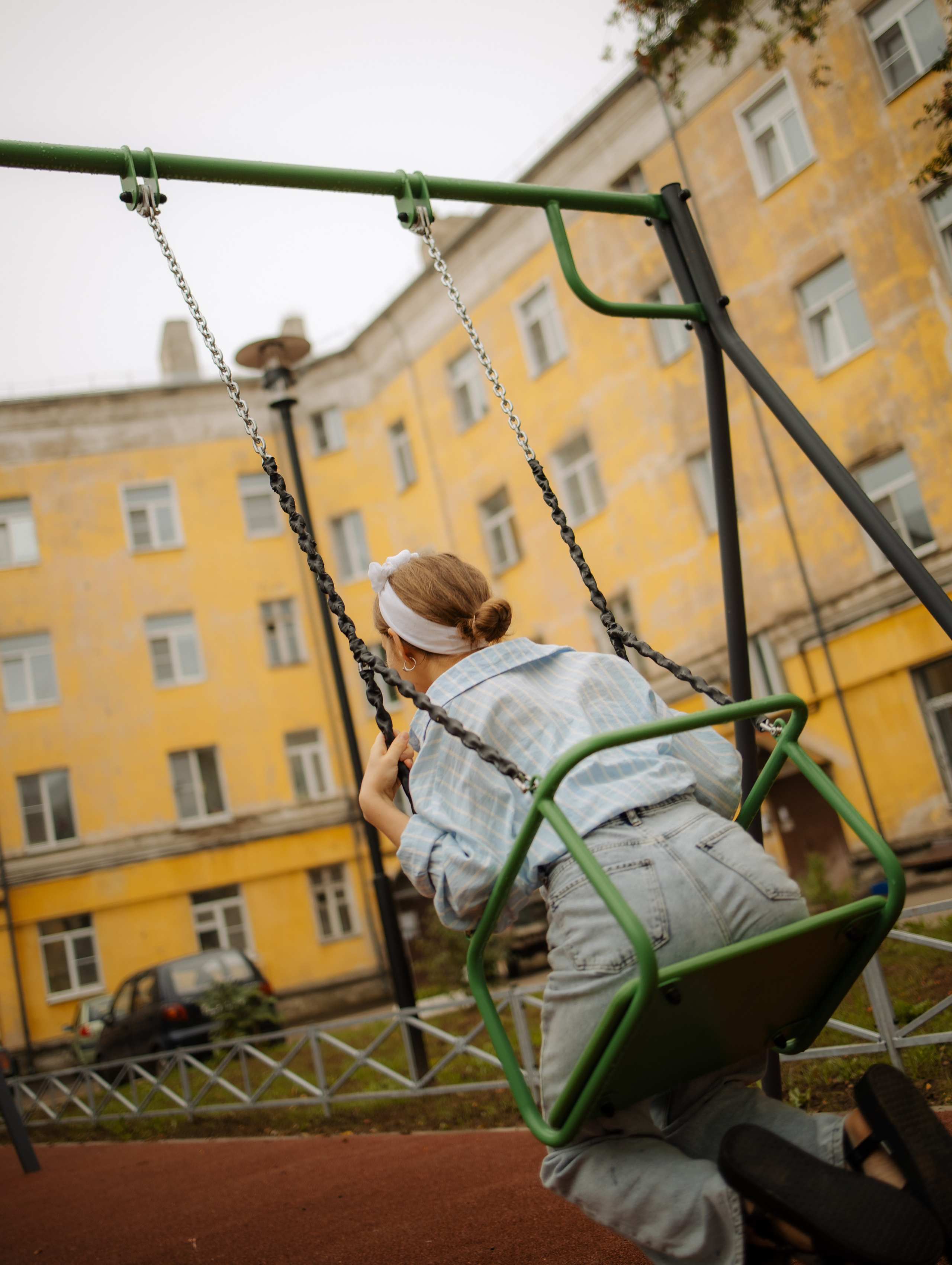 Городская лайф съемка для девушки. Фотограф Углич и Ярославль Ольга Тятюшкина