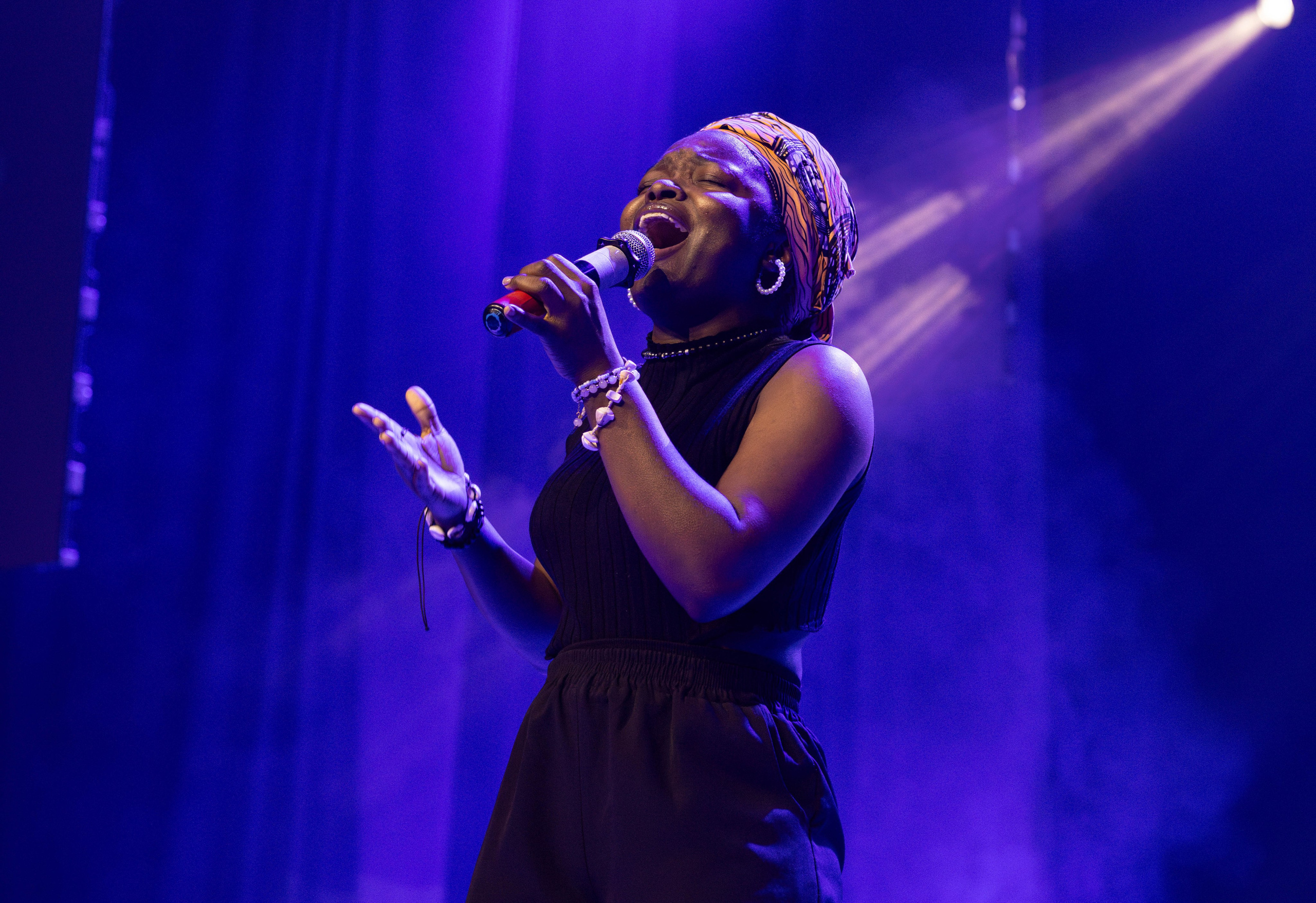 «СВОЯ ВОЛНА» ДВФУ 2025. Репортажный фотограф во Владивостоке Анастасия Кострова