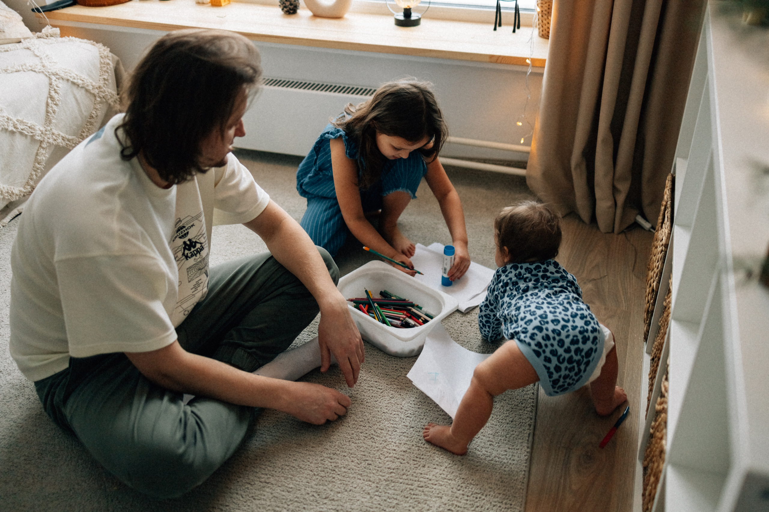 Настя и Семья. Ангелина Богданова, междисциплинарная художница