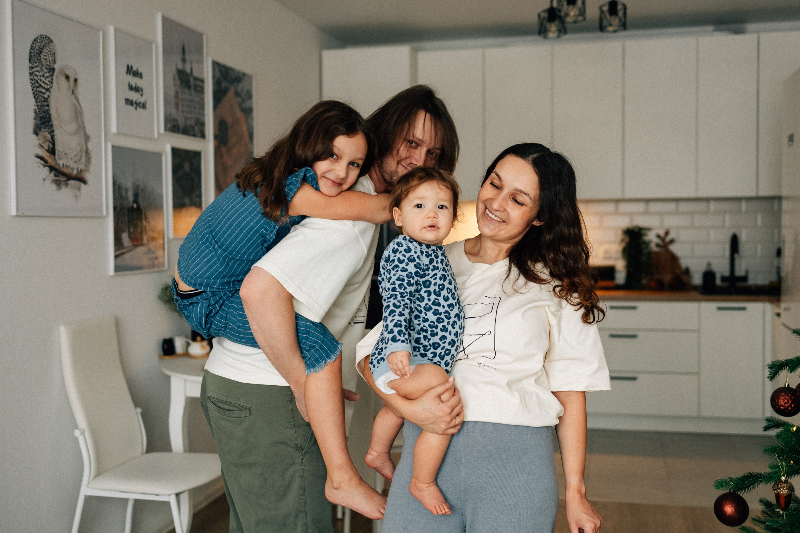 Настя и Семья. Ангелина Богданова, междисциплинарная художница