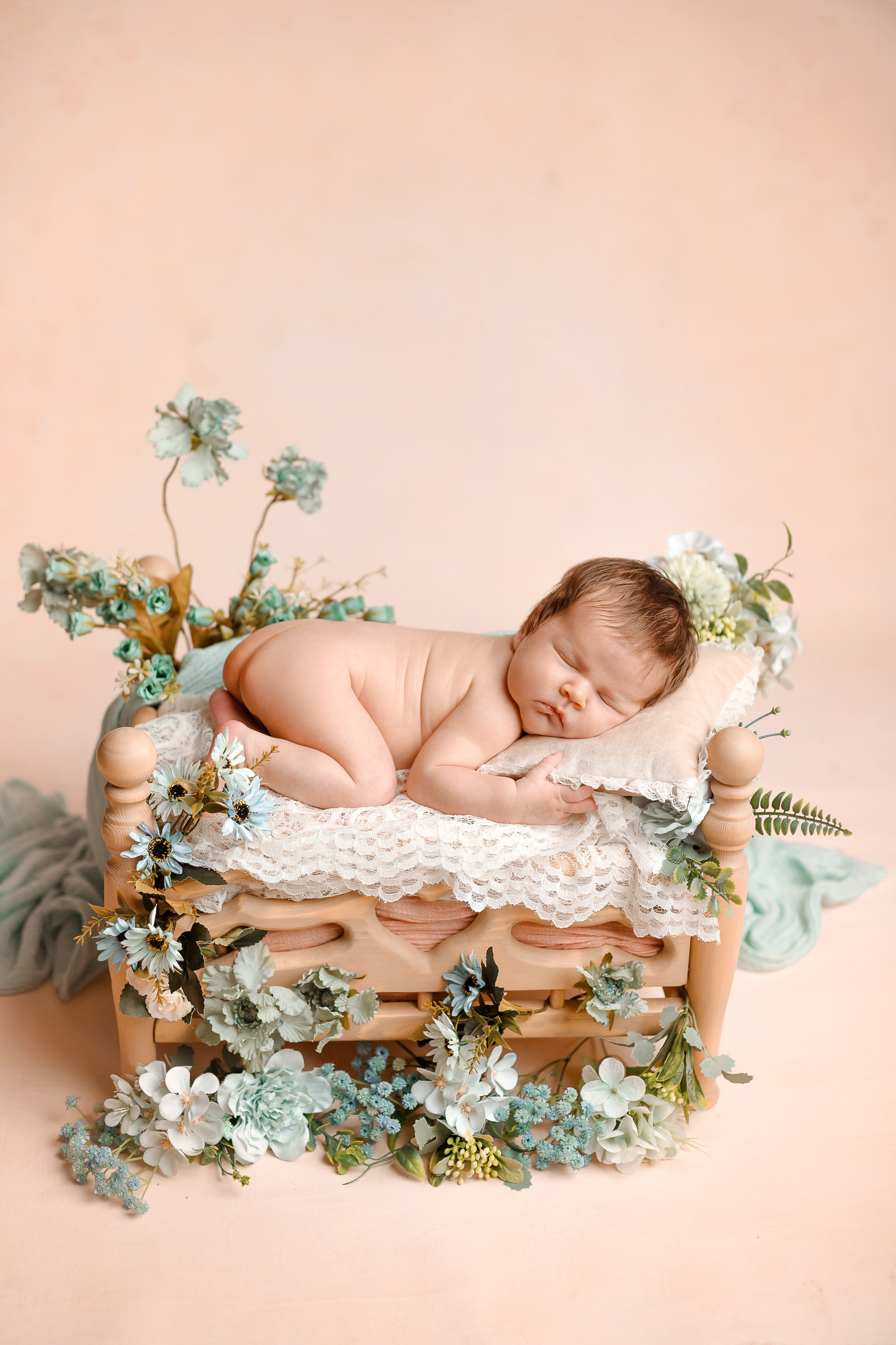 Новорожденные (5-14 дней). Фотограф новорождённых Ярославль. Детский и семейный фотограф Анна Салова