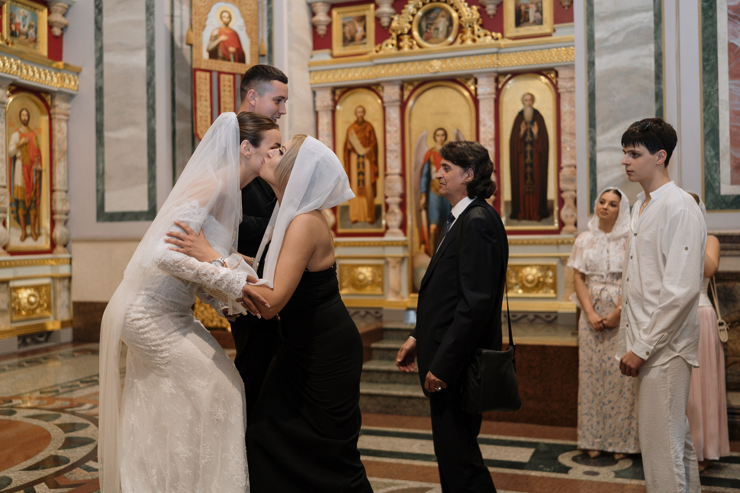 Таинство венчания. Свадебный и портретный фотограф Алена Седининна в Крыму